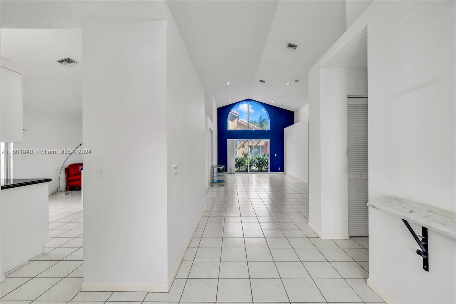 253 NW 117th Ave