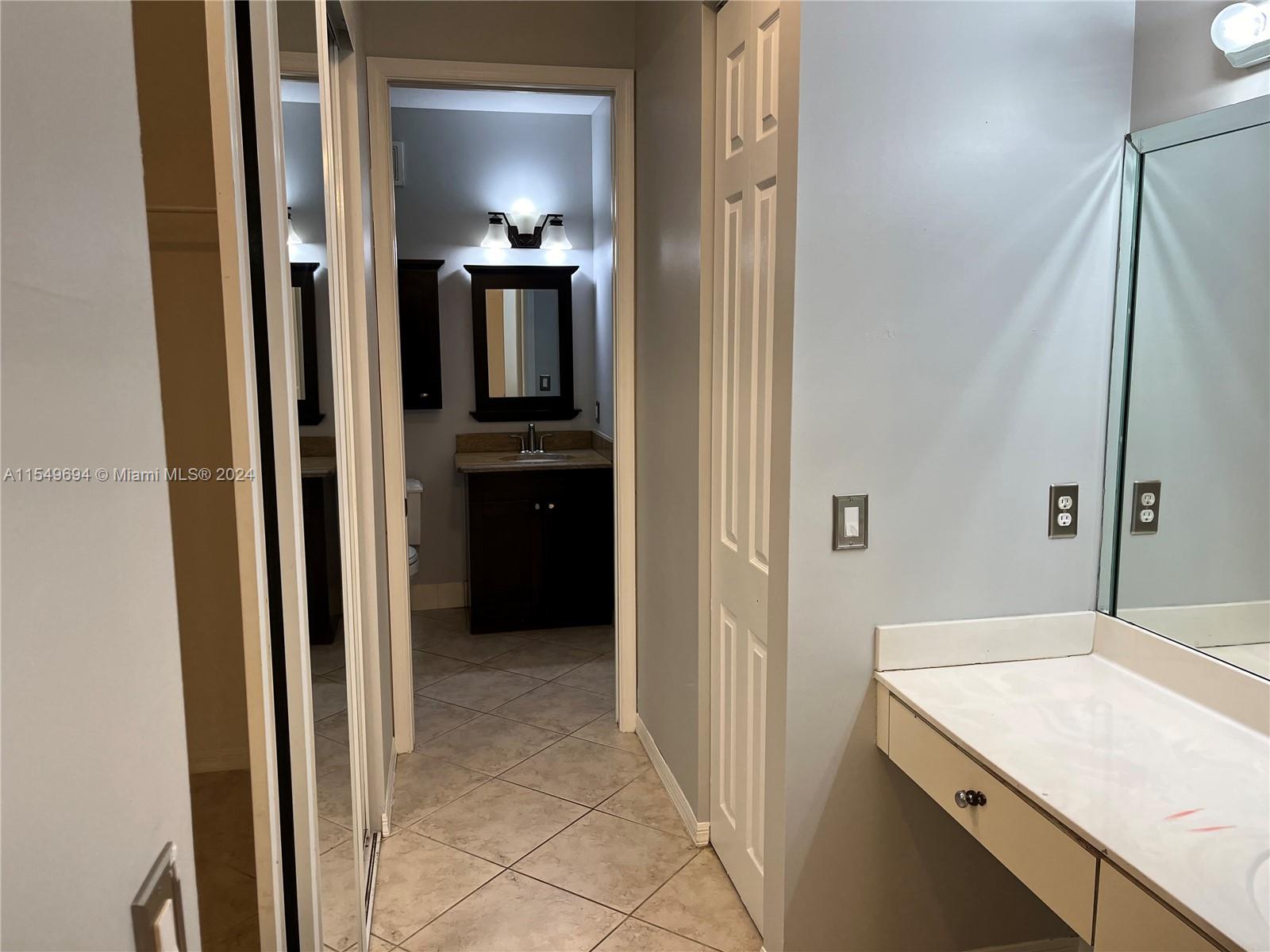 2451 Aragon Blvd # 4
