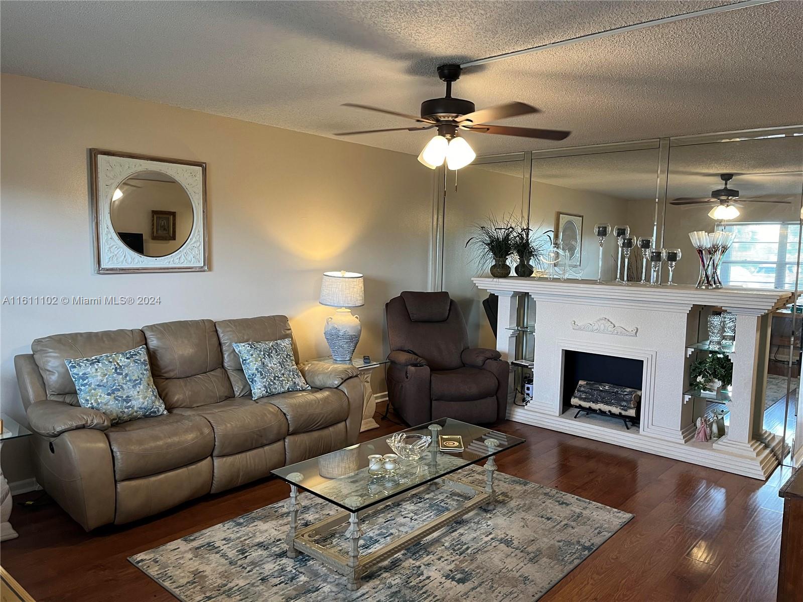 1026 Farnham O # 1026