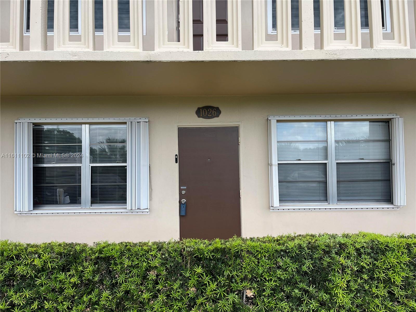 1026 Farnham O # 1026