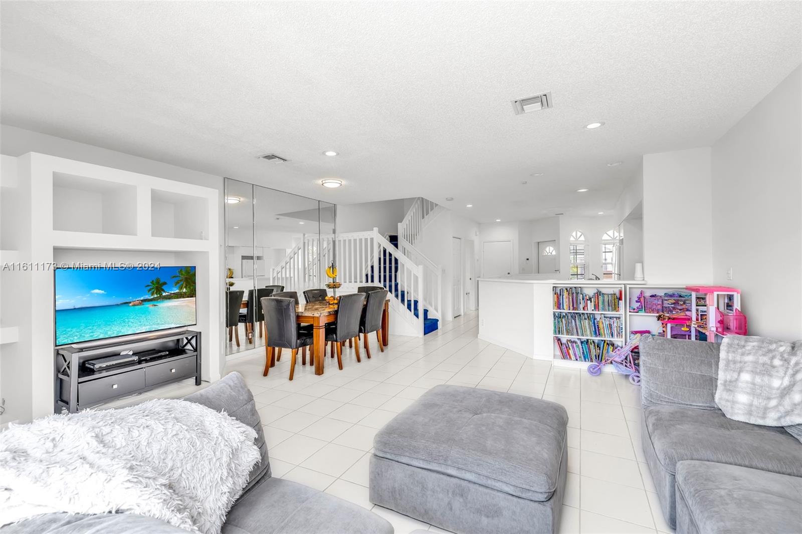 9469 Boca River Cir # 9469