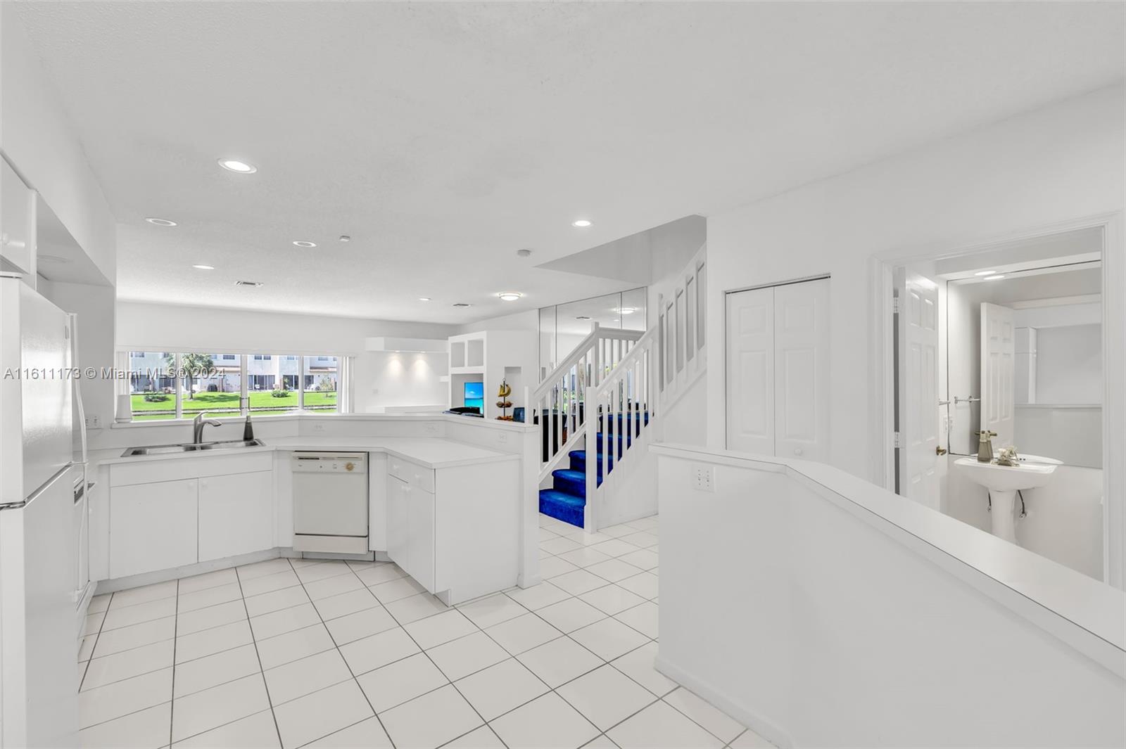 9469 Boca River Cir # 9469