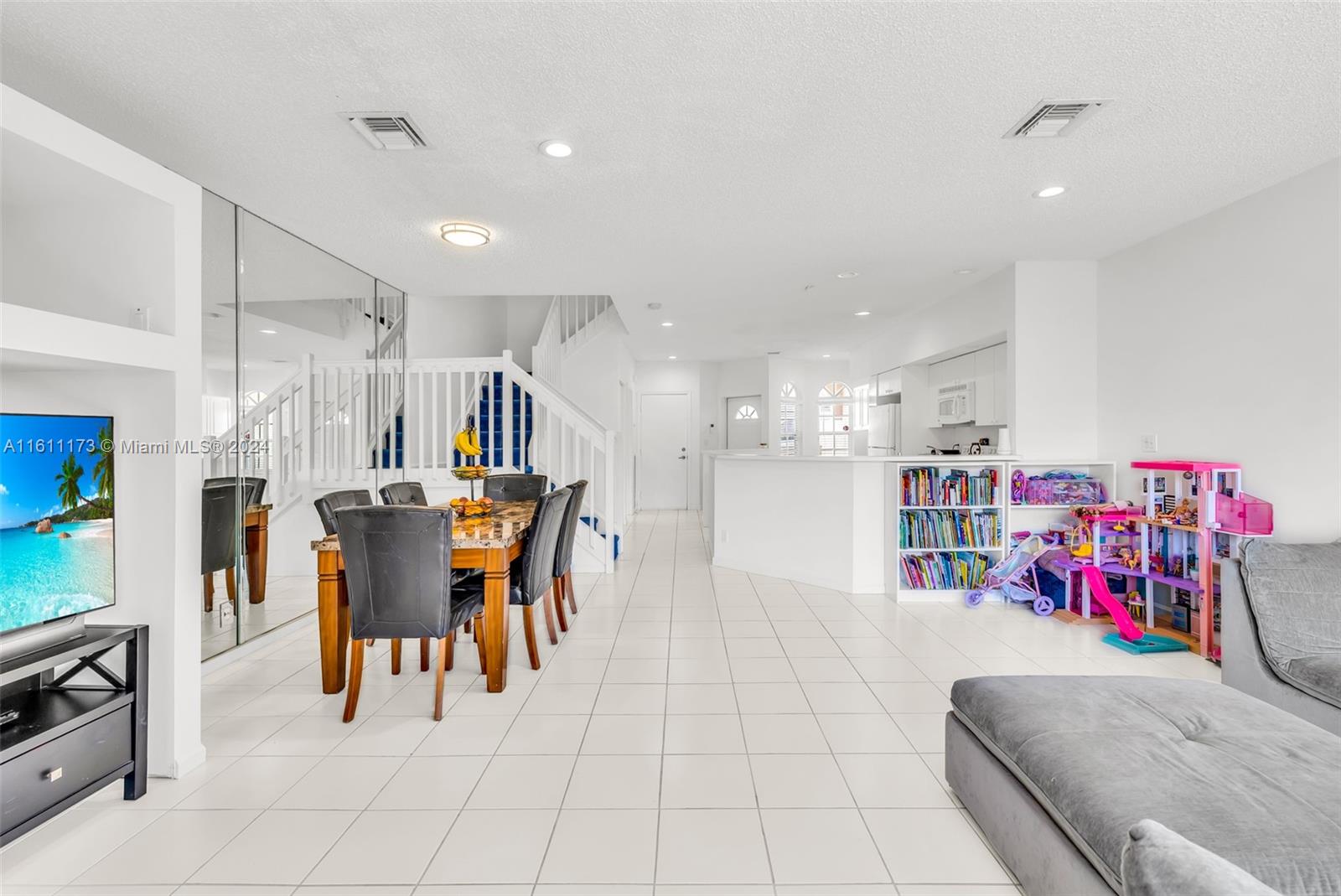 9469 Boca River Cir # 9469
