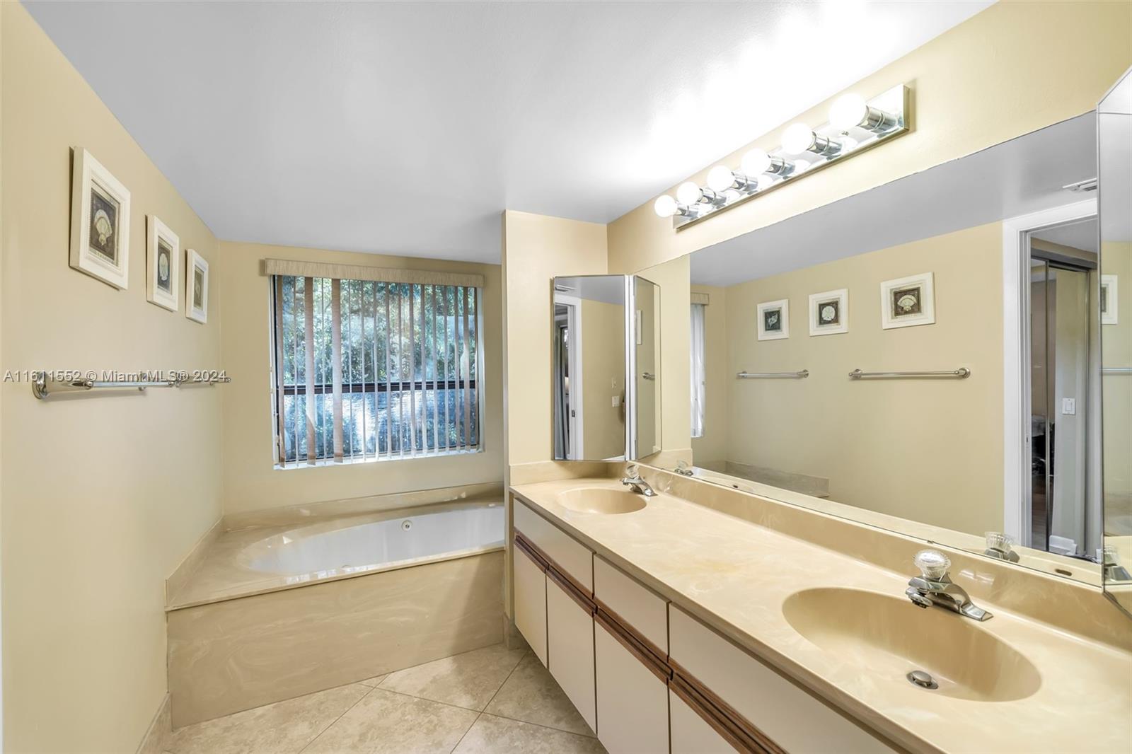 1737 Coral Ave # 1737