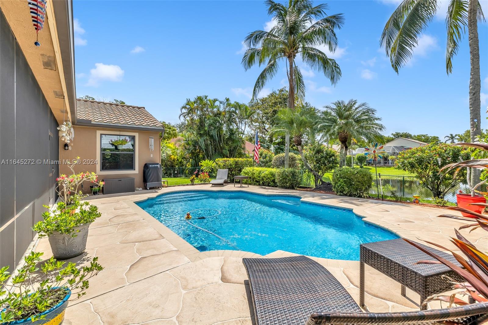 9110 NW 43rd Ct