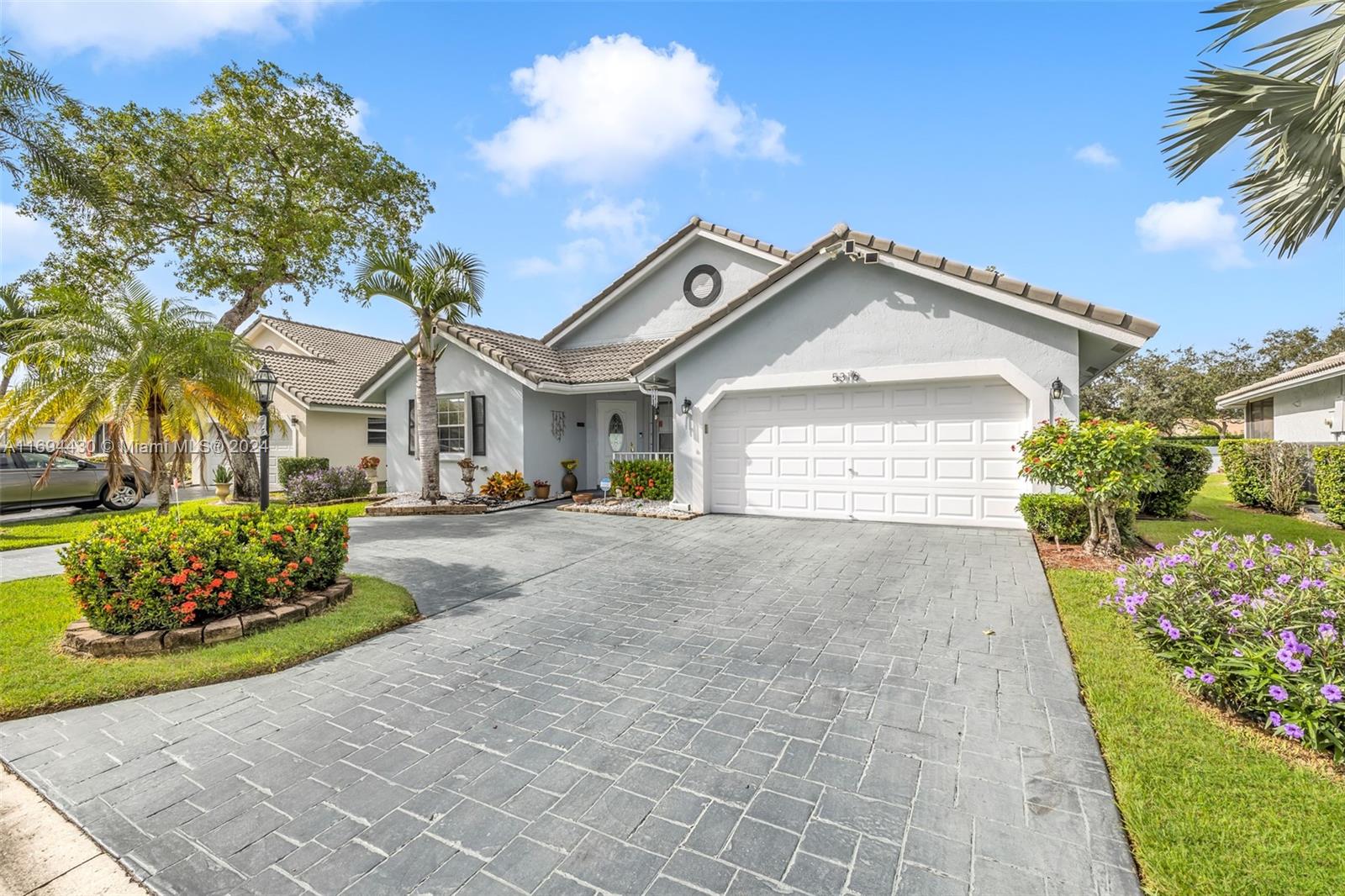 5316 Pine Cir