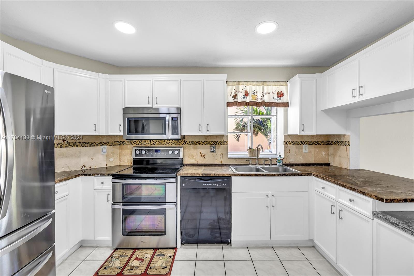 10897 NW 46th Dr