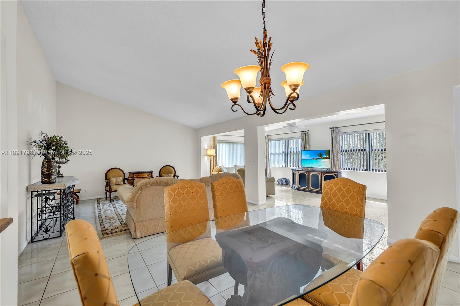 2000 SW 15th Pl