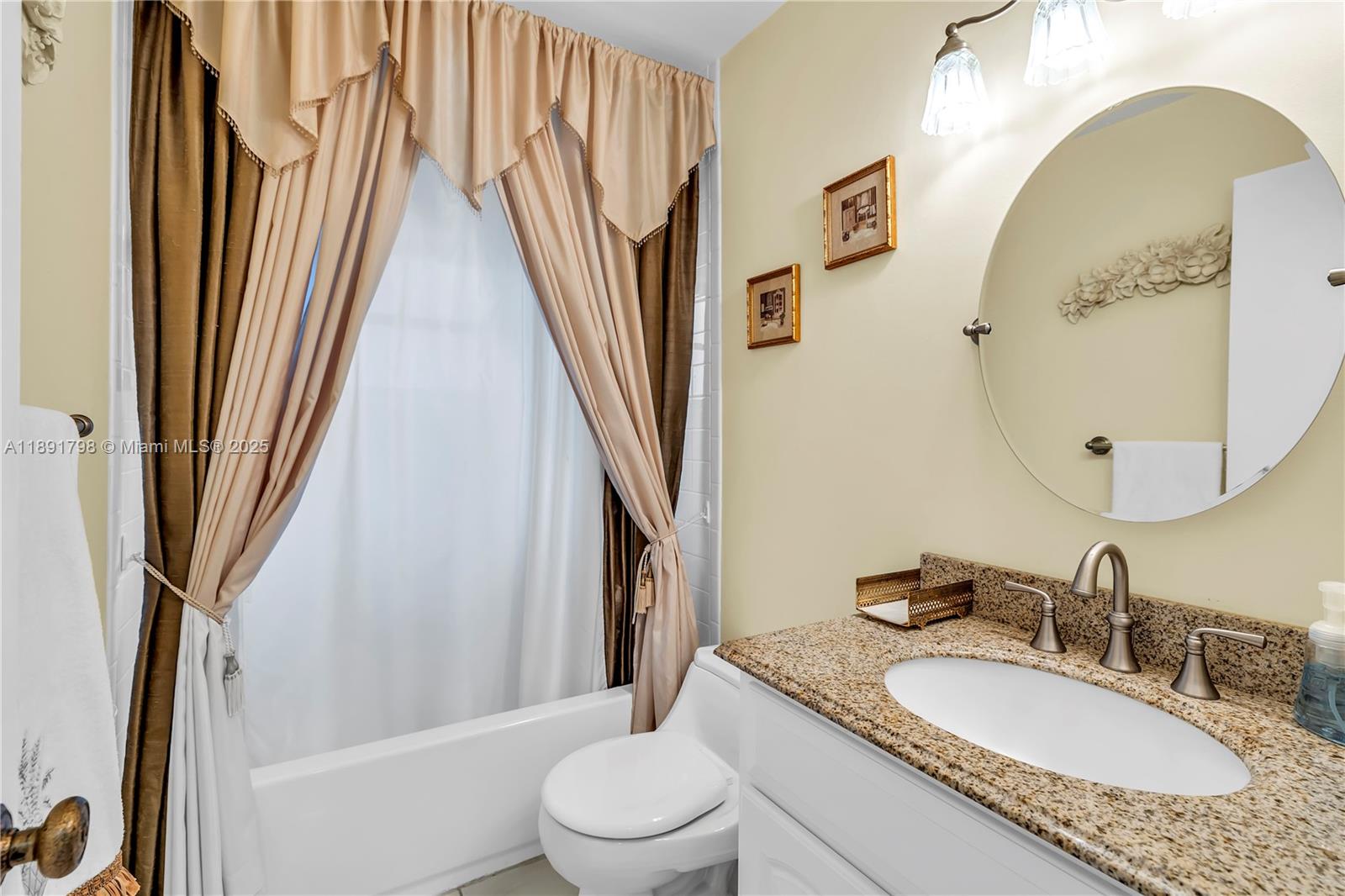 2000 SW 15th Pl