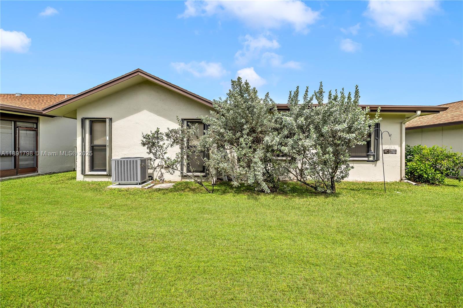 2000 SW 15th Pl