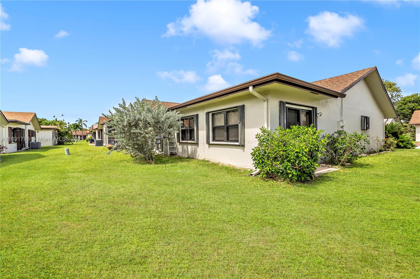 2000 SW 15th Pl