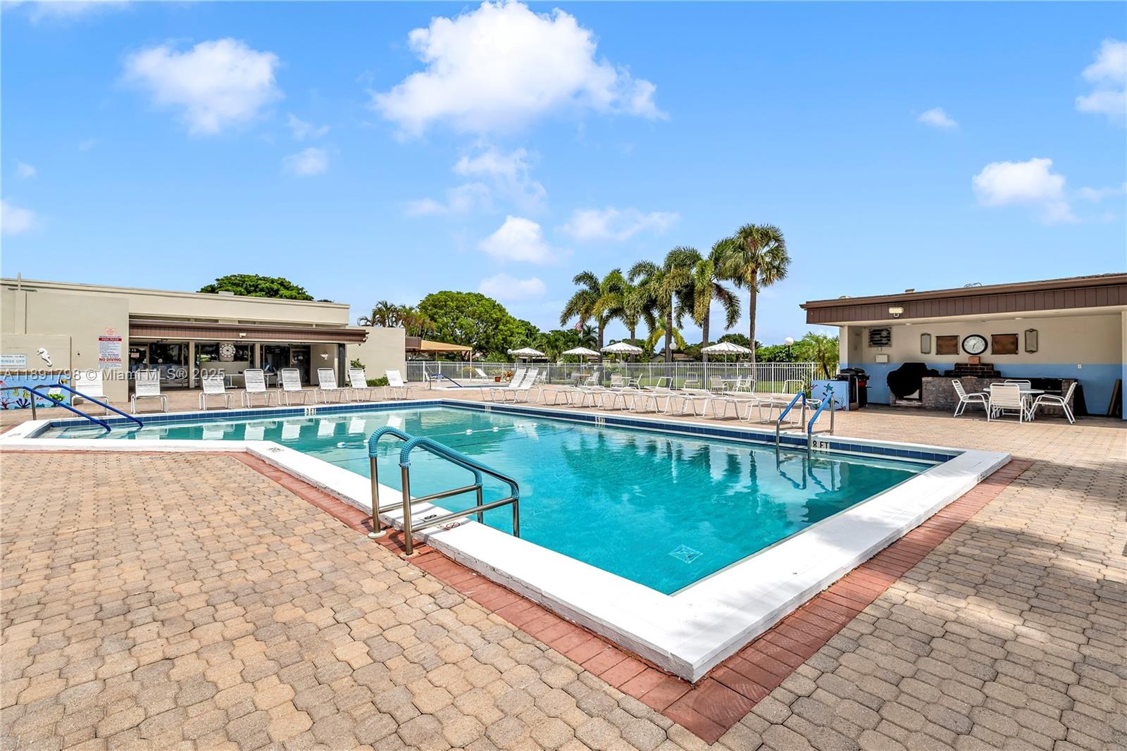 2000 SW 15th Pl
