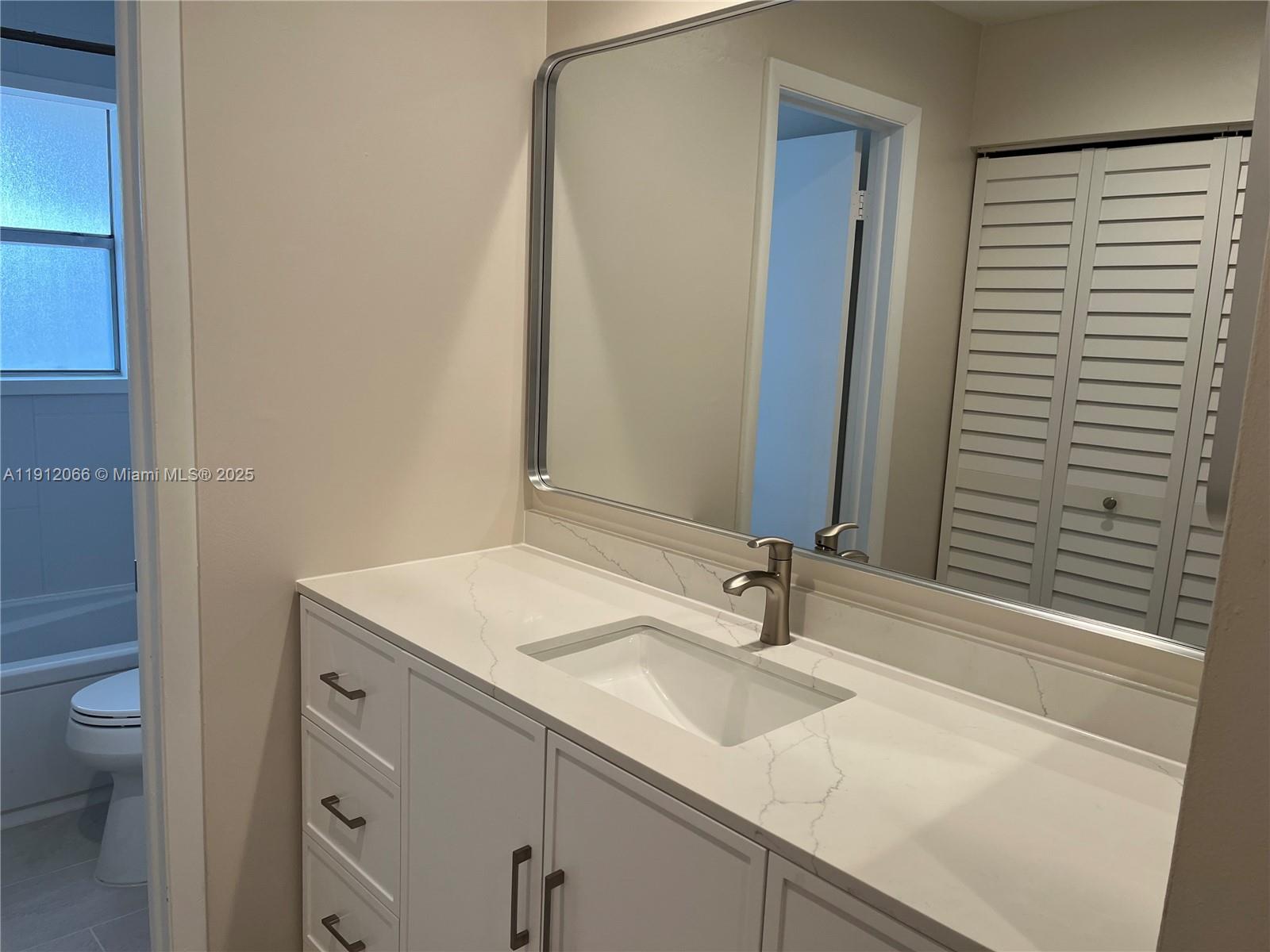 5525 N Lakewood Cir N # 223