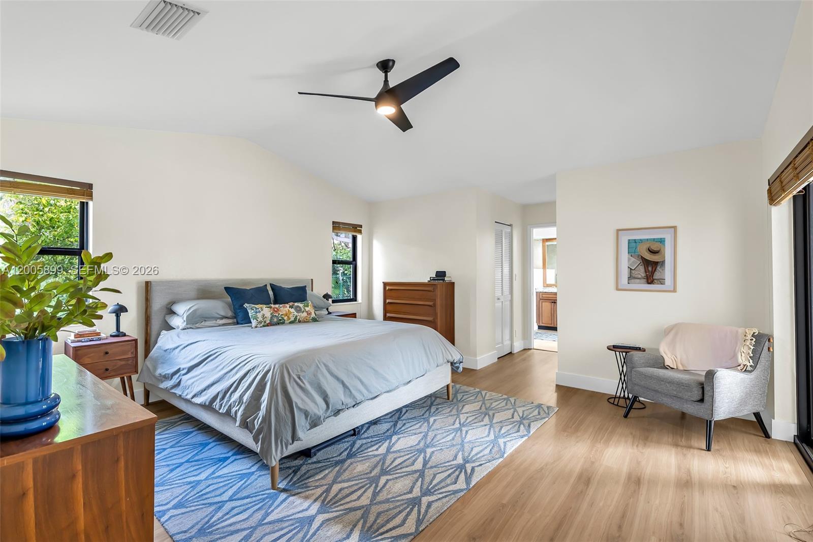 10401 NW 48th Mnr
