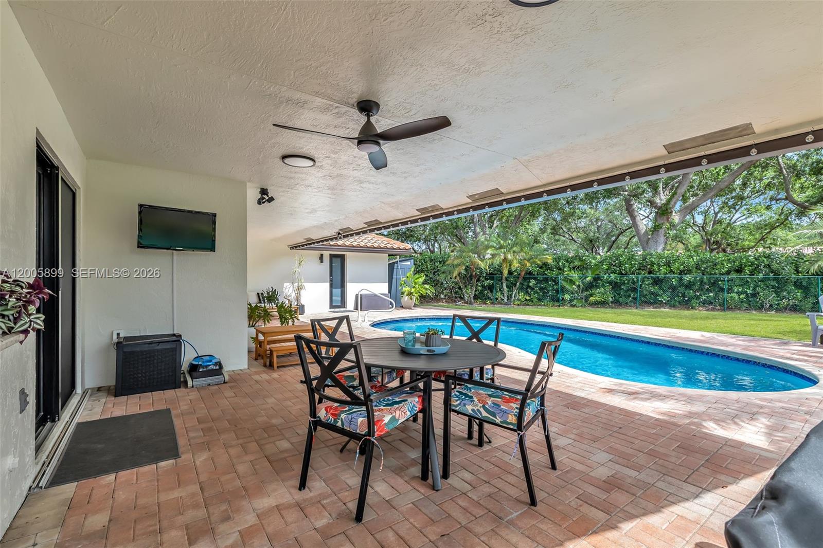 10401 NW 48th Mnr