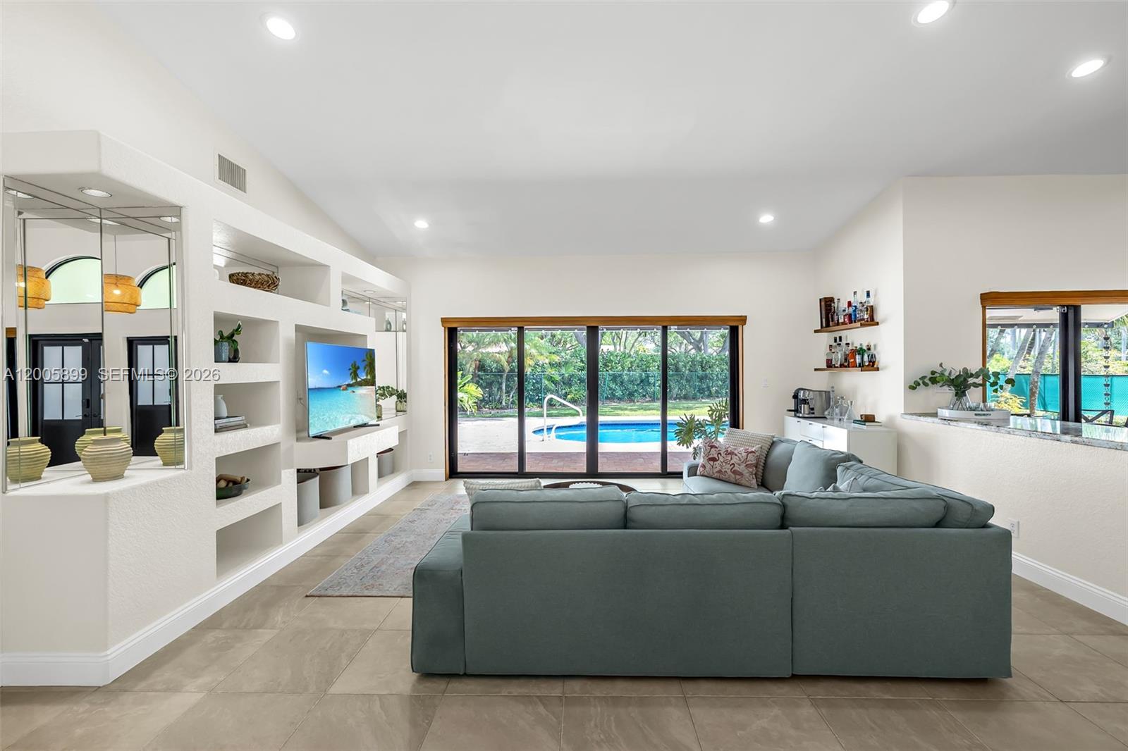 10401 NW 48th Mnr