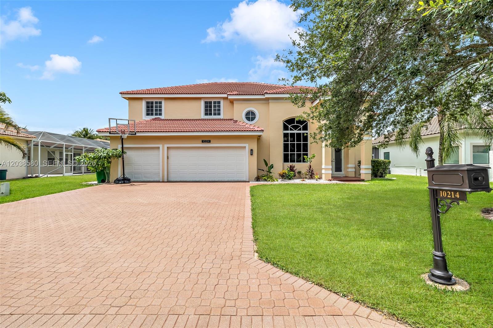 10214 NW 54th Pl