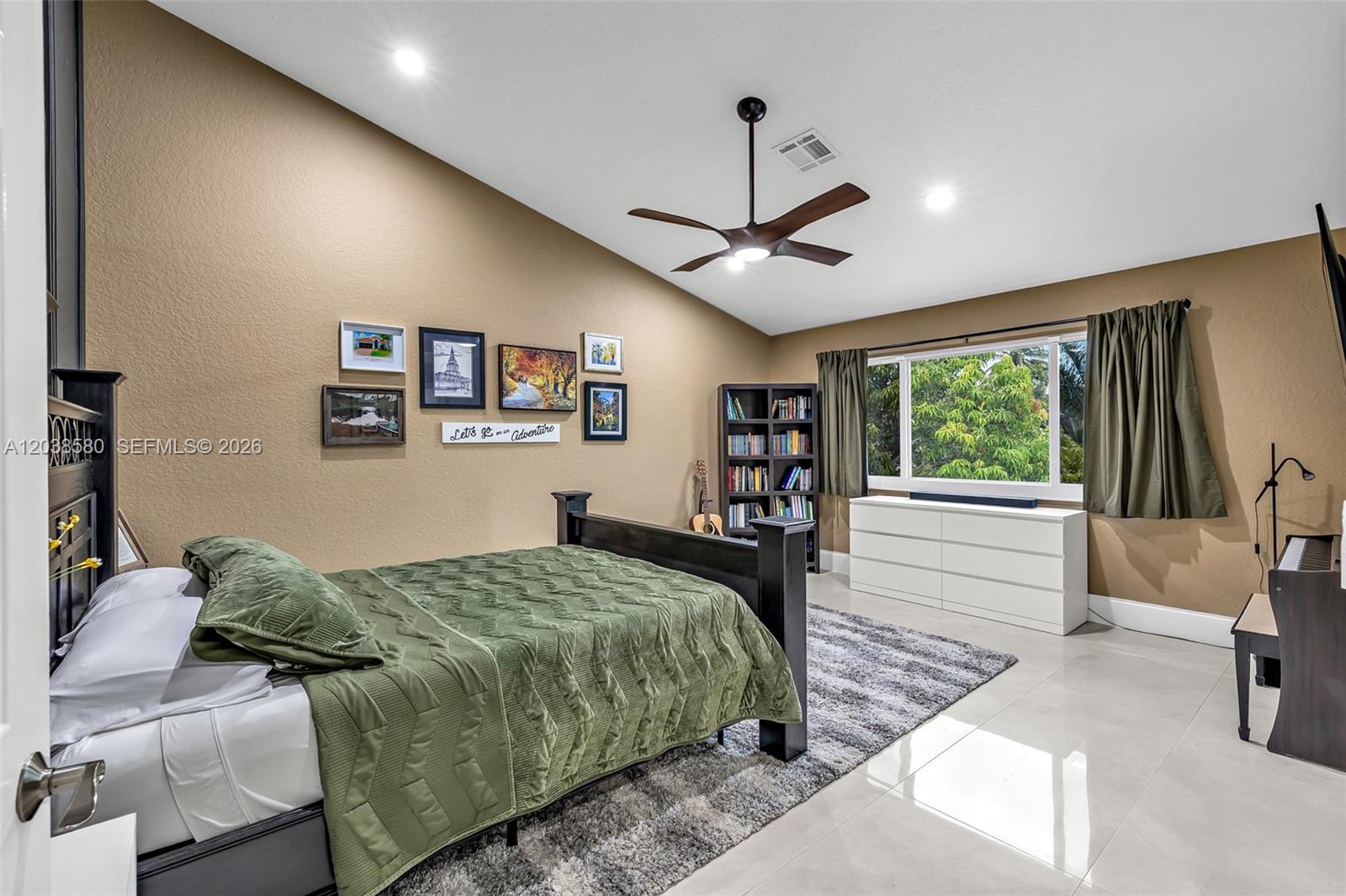 10214 NW 54th Pl
