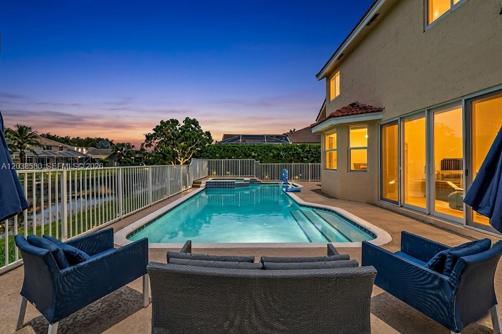 10214 NW 54th Pl