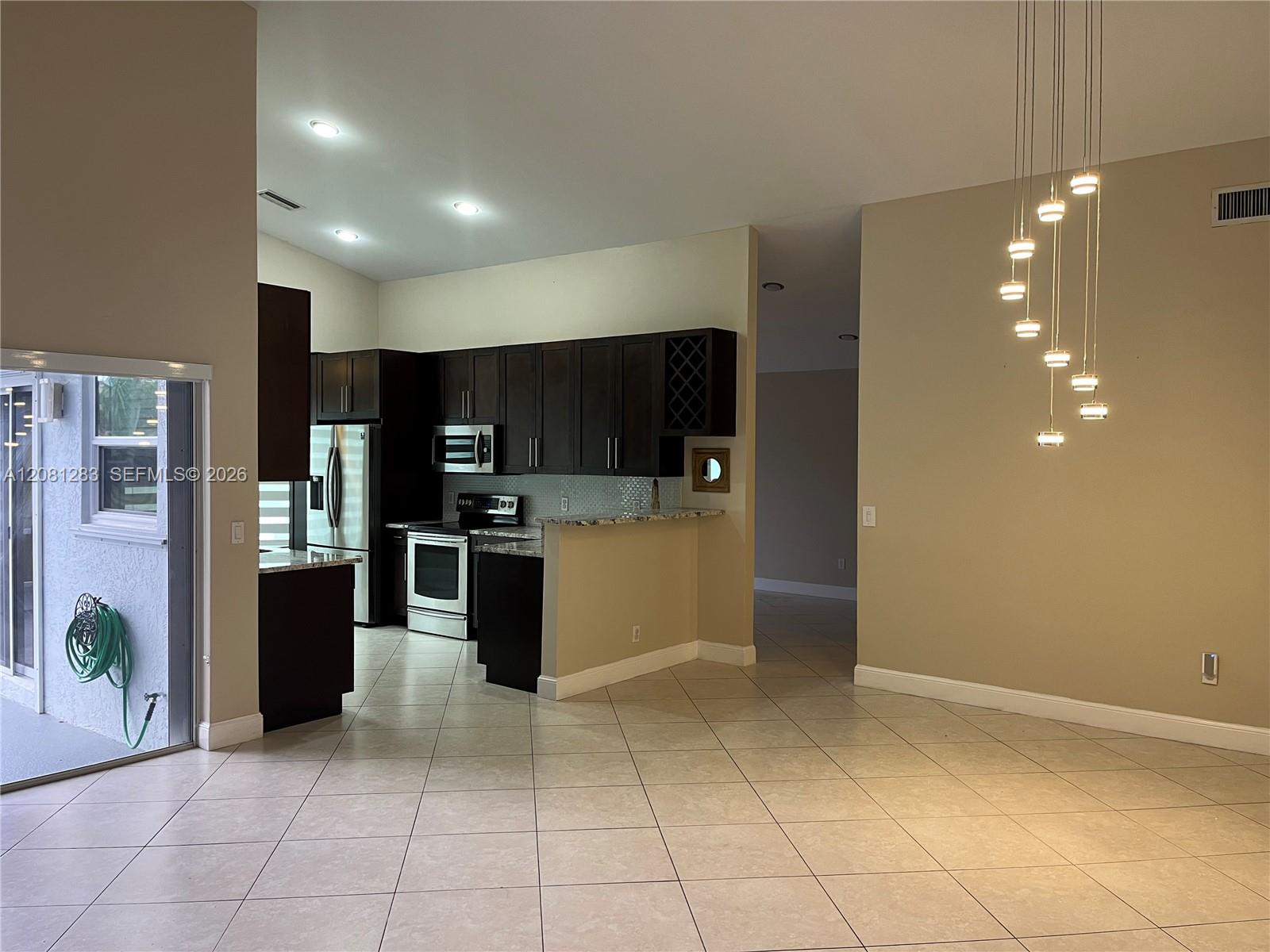 248 NW 47th Ave