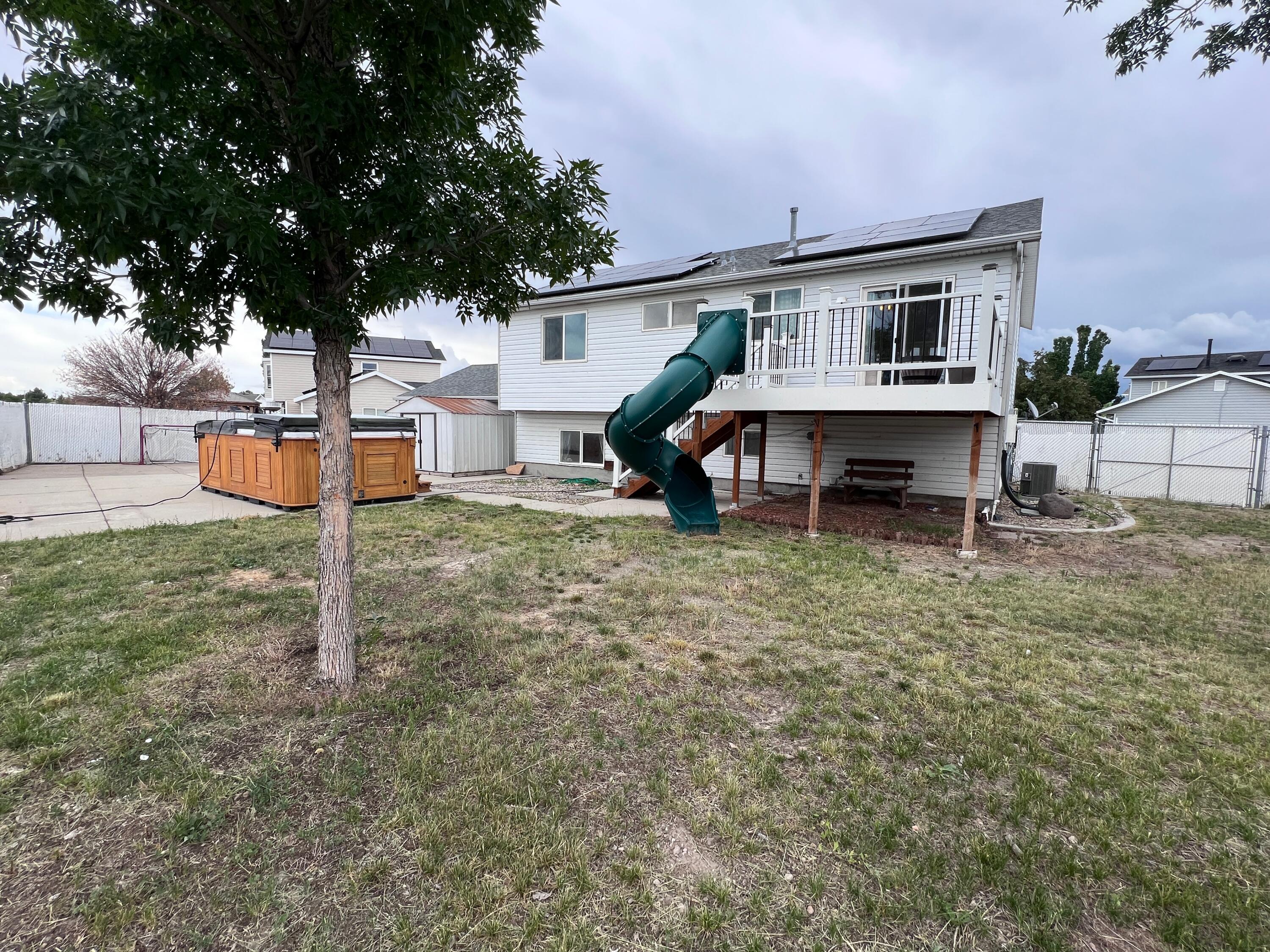 5553 W Sunbury Place