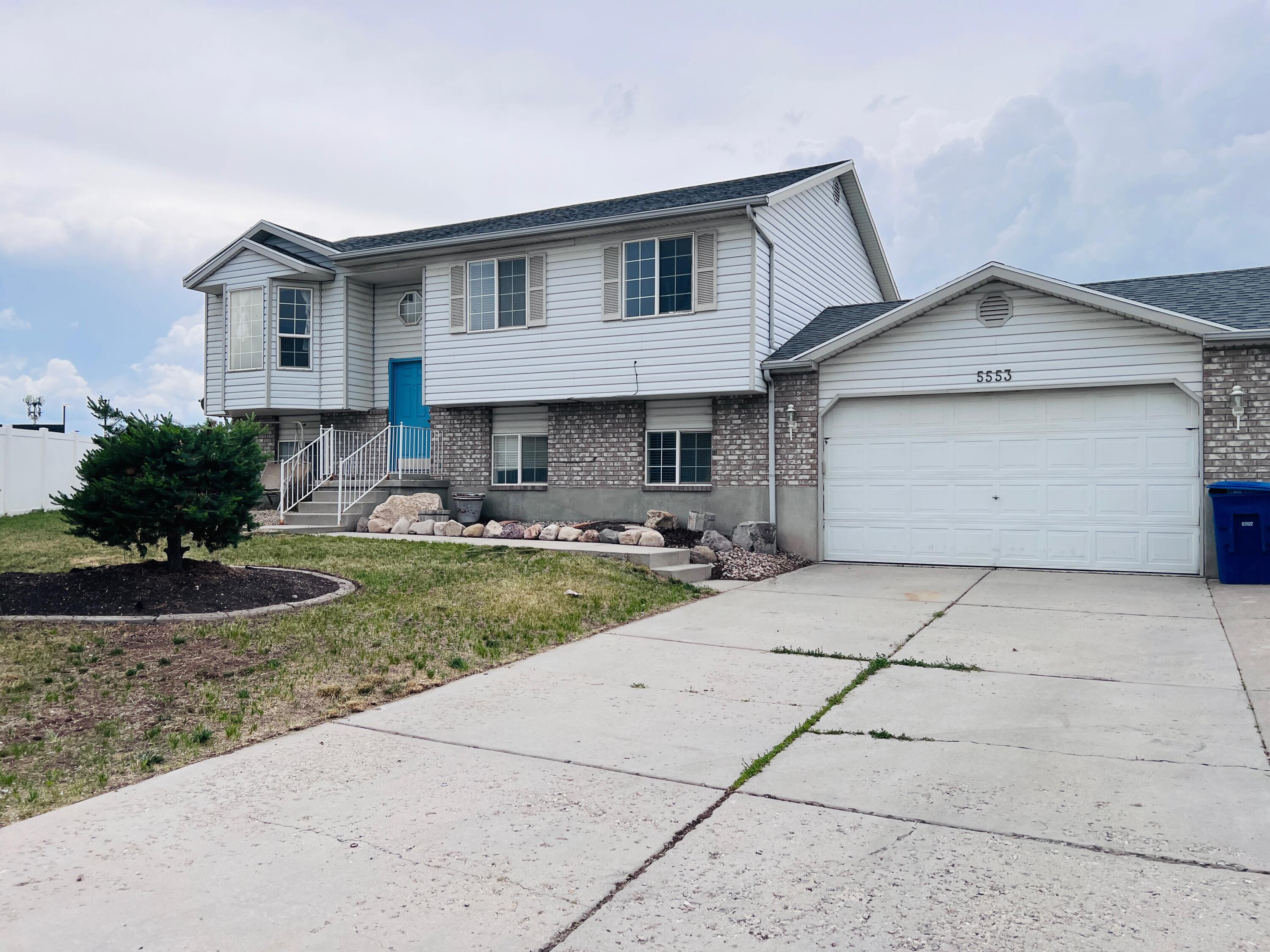 5553 W Sunbury Place