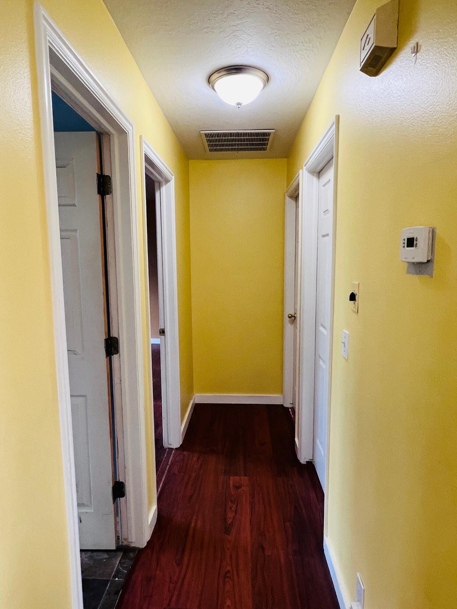 5553 W Sunbury Place