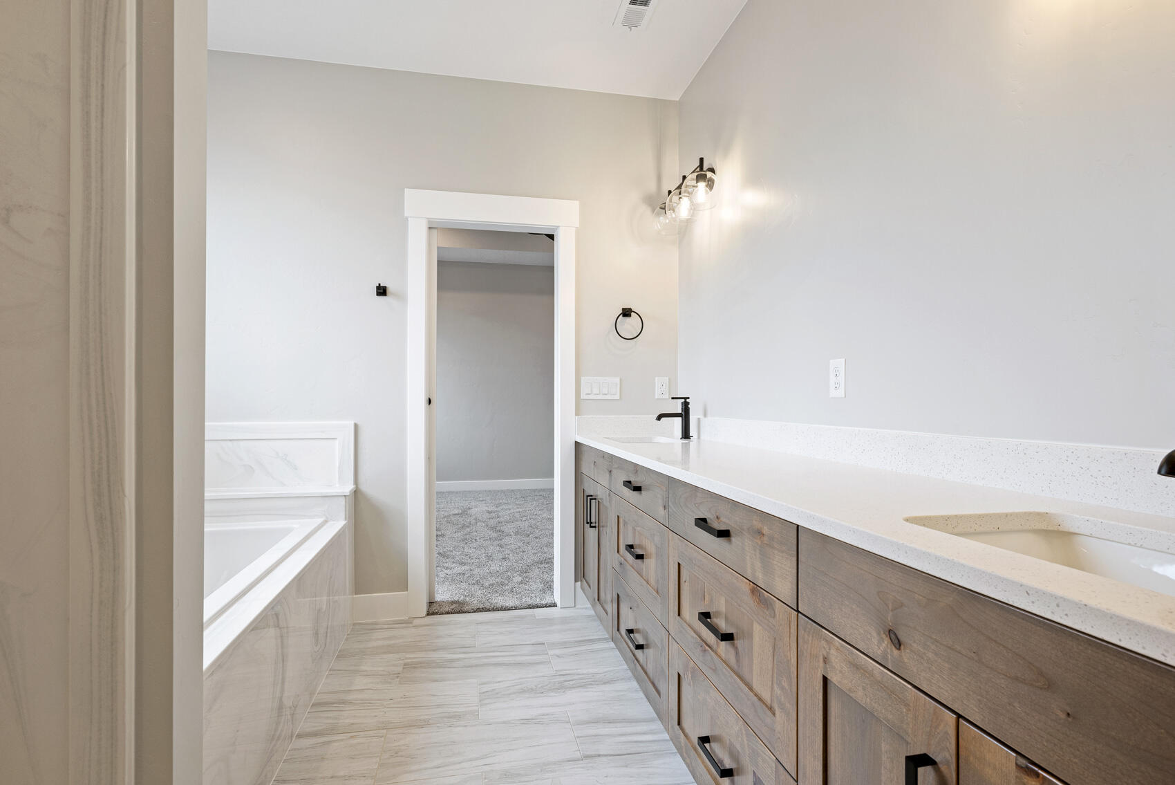 5068 N Bald Eagle DR