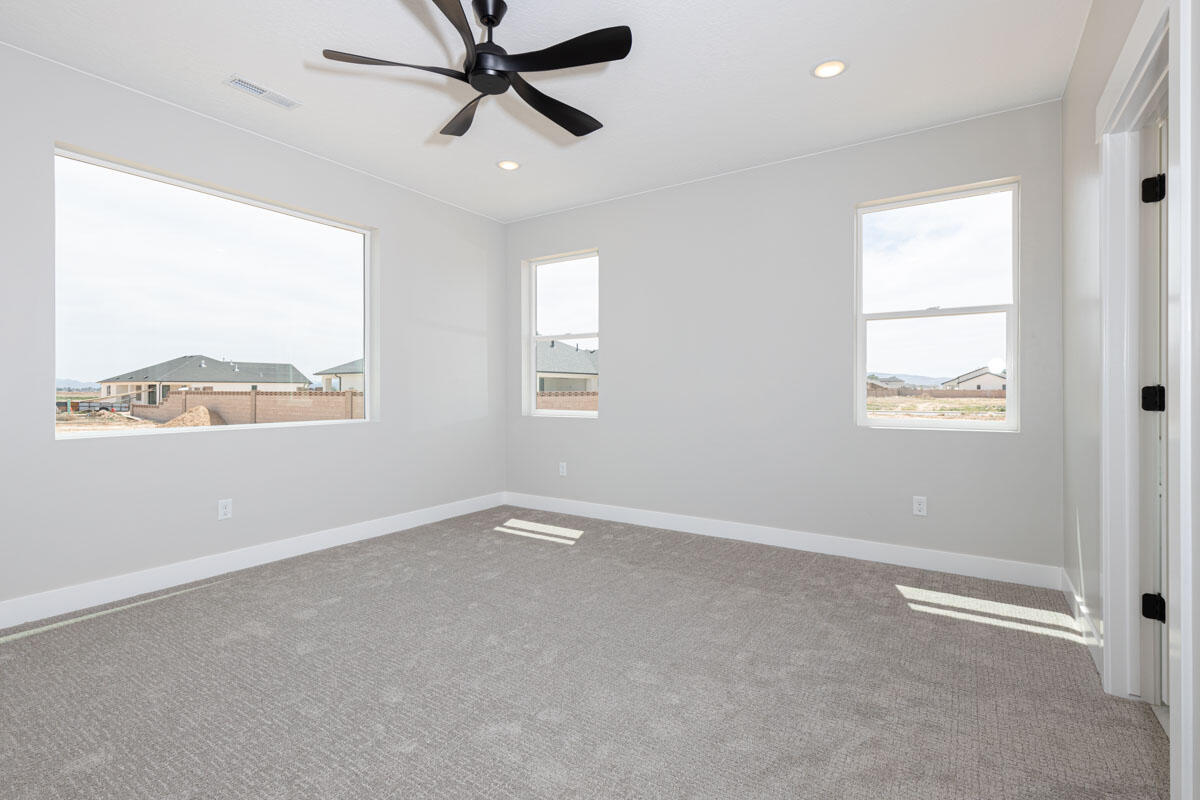 4345 W 250 North CIR