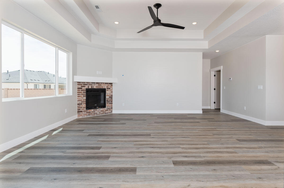 4345 W 250 North CIR