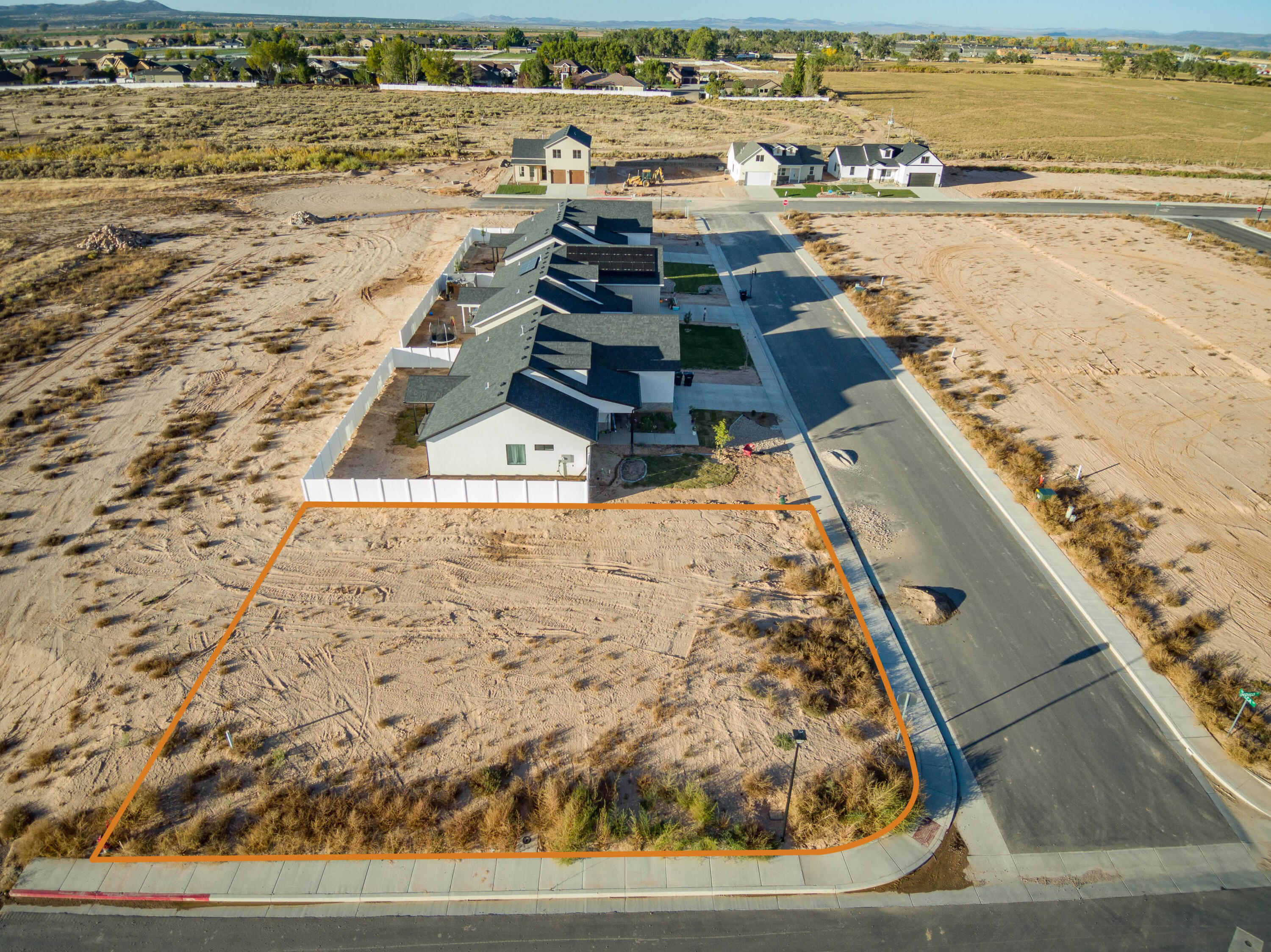 1127 N Yucca St Lot 20 N