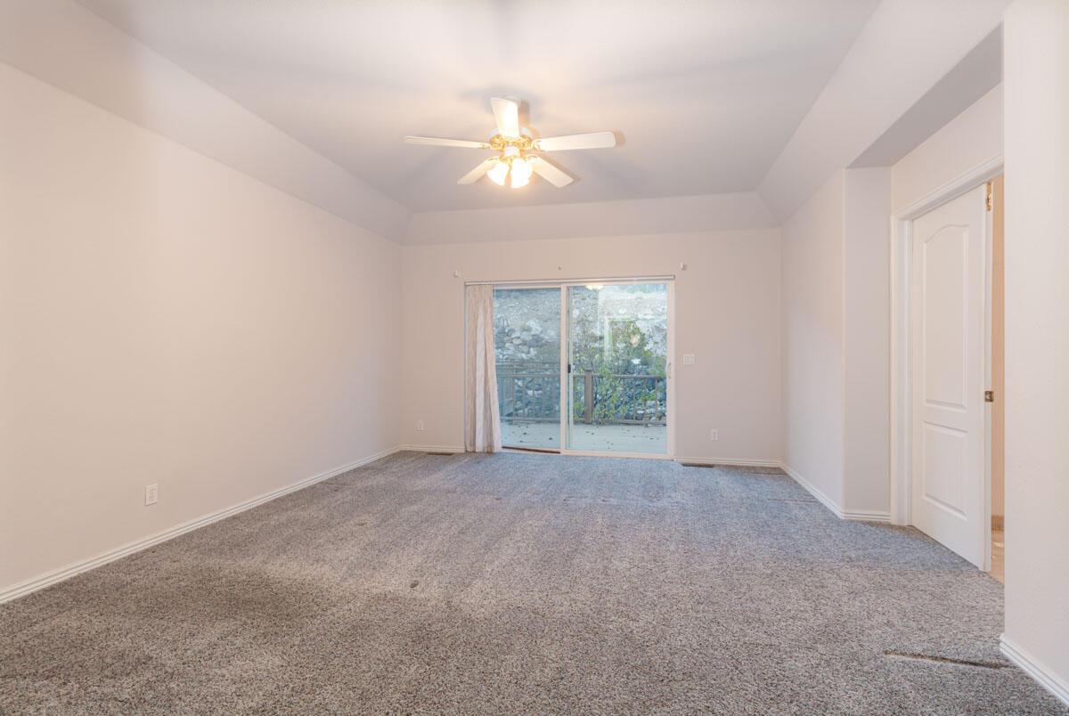 1794 S Cross Hollow DR