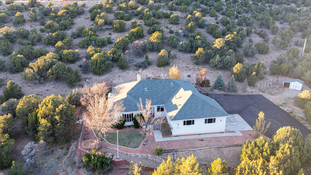 1794 S Cross Hollow DR