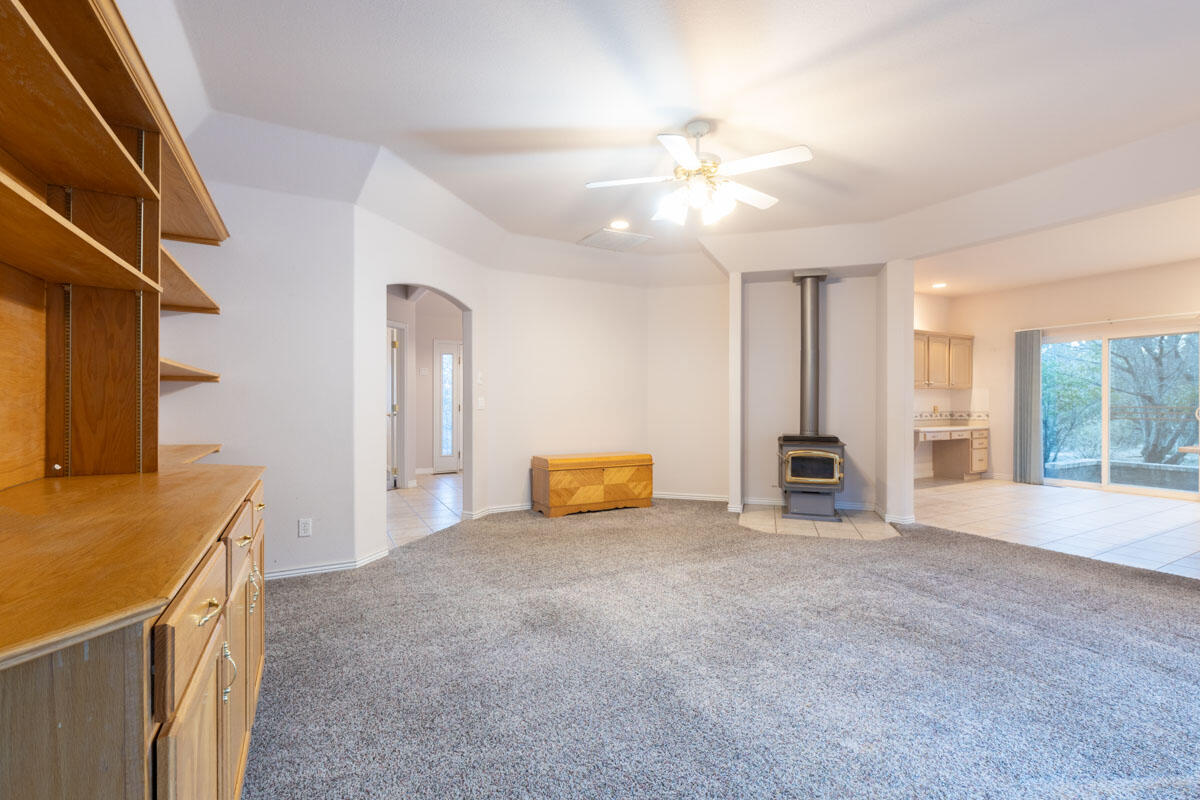 1794 S Cross Hollow DR