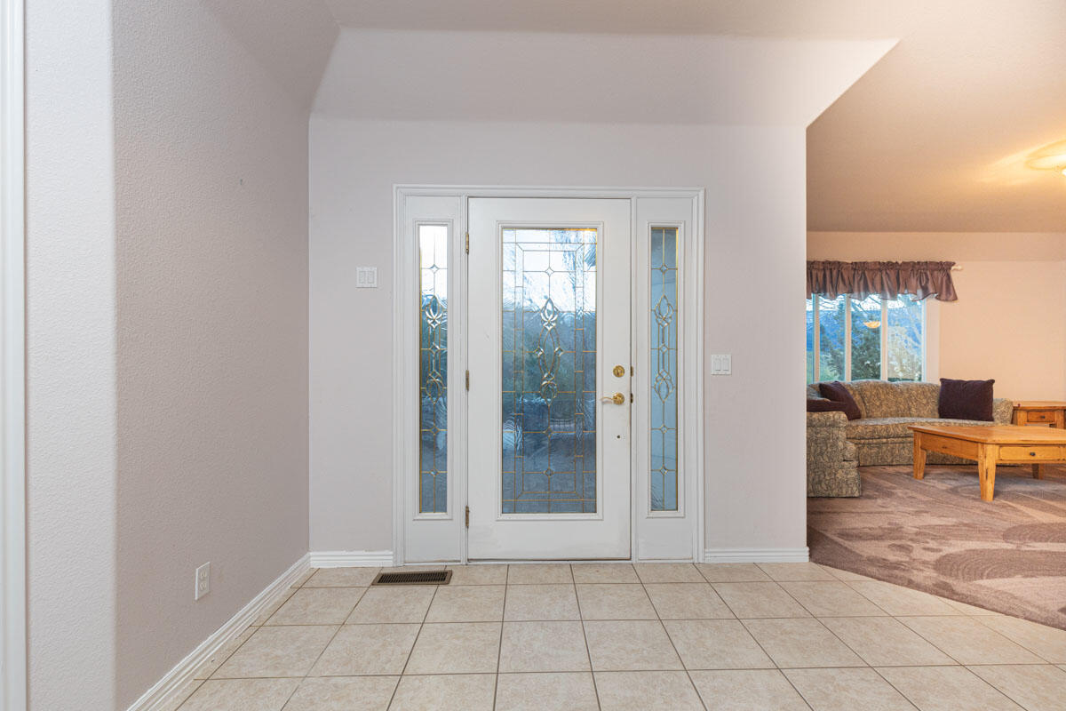 1794 S Cross Hollow DR