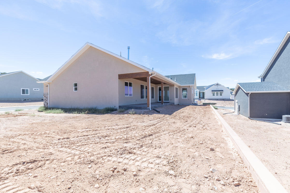 502 S Foundation Trail