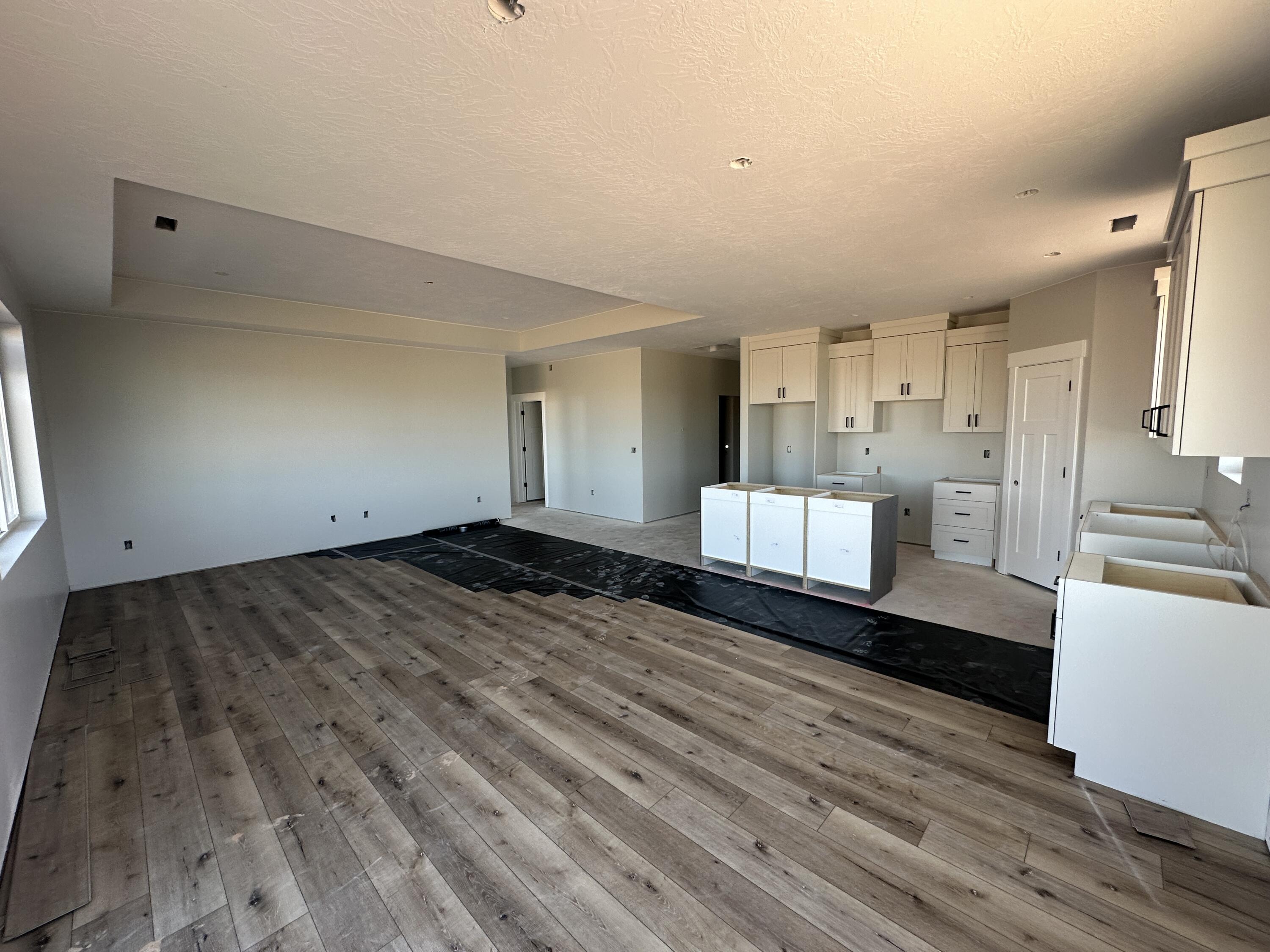 1127 N 3325 W (Yucca St)