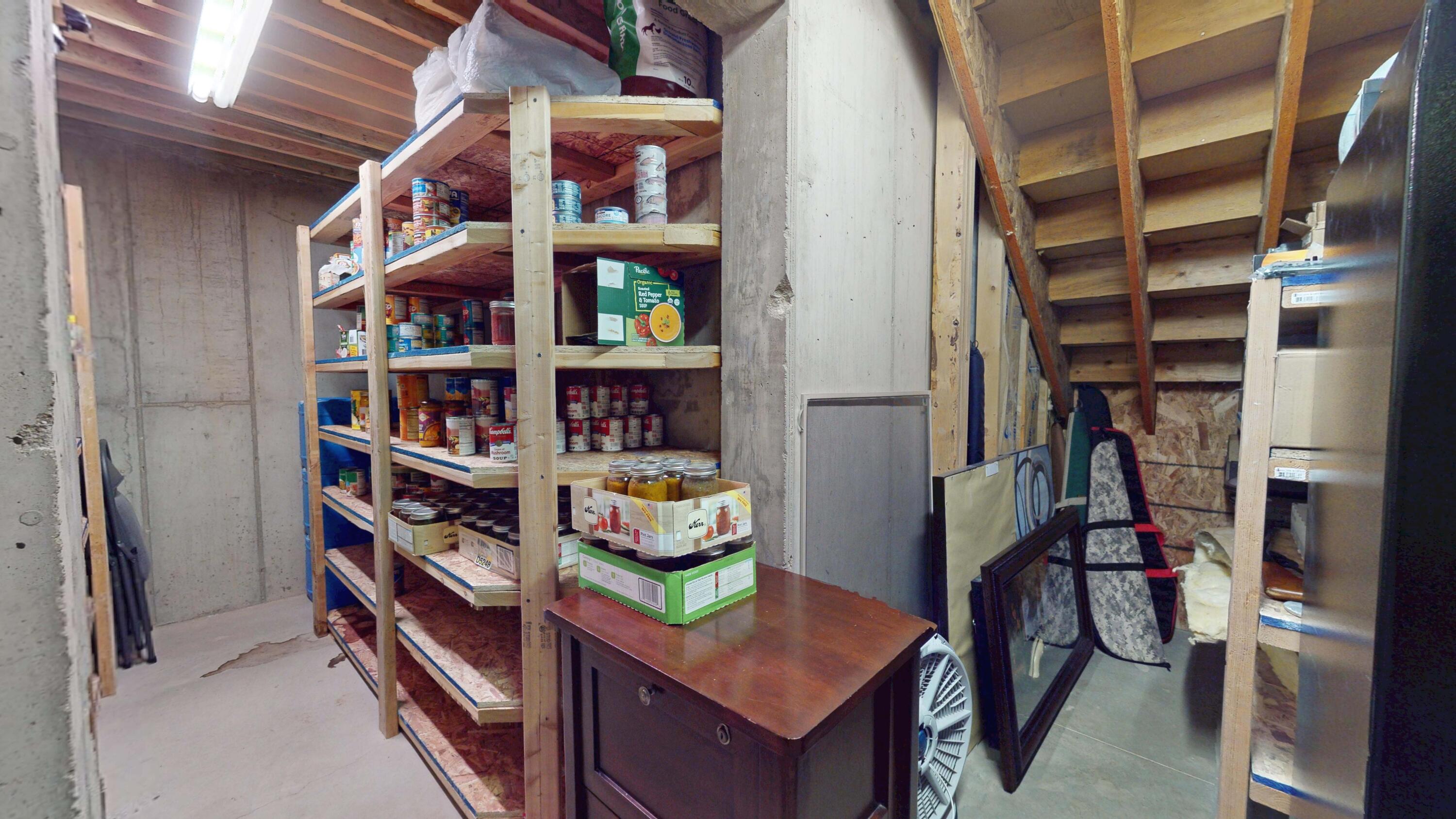 111 W 2925 N, CIR CIR