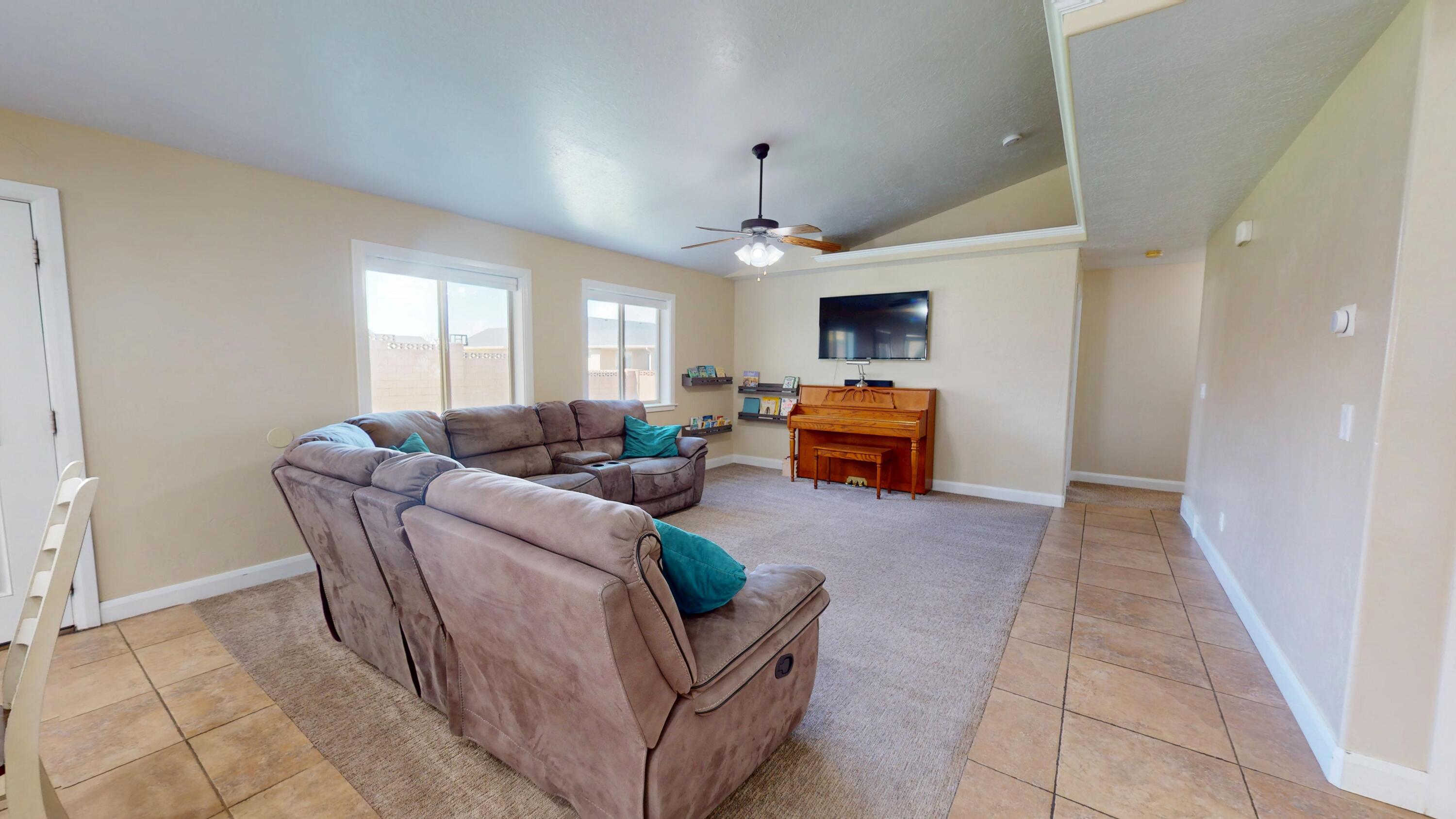 111 W 2925 N, CIR CIR