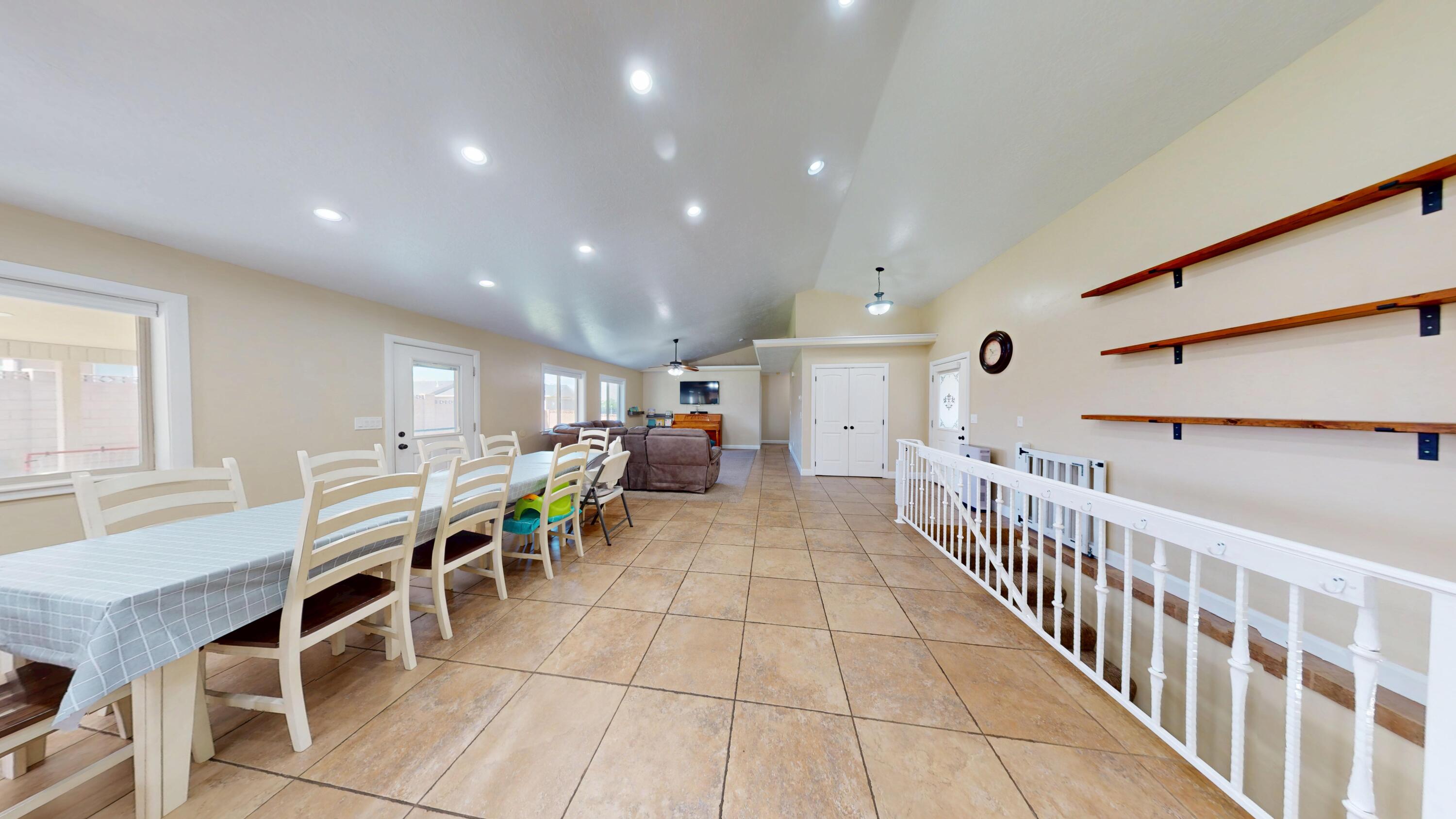 111 W 2925 N, CIR CIR