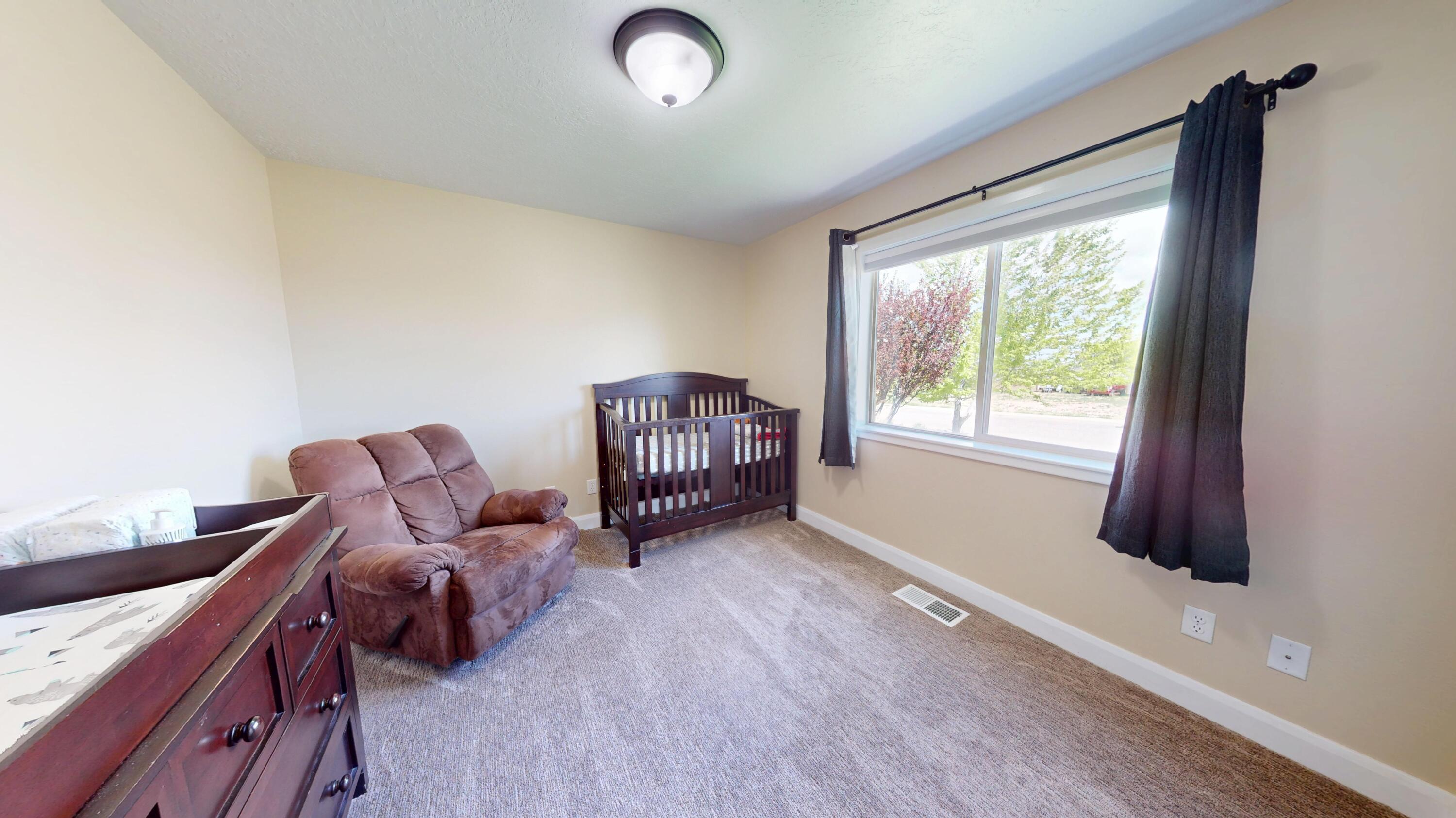 111 W 2925 N, CIR CIR