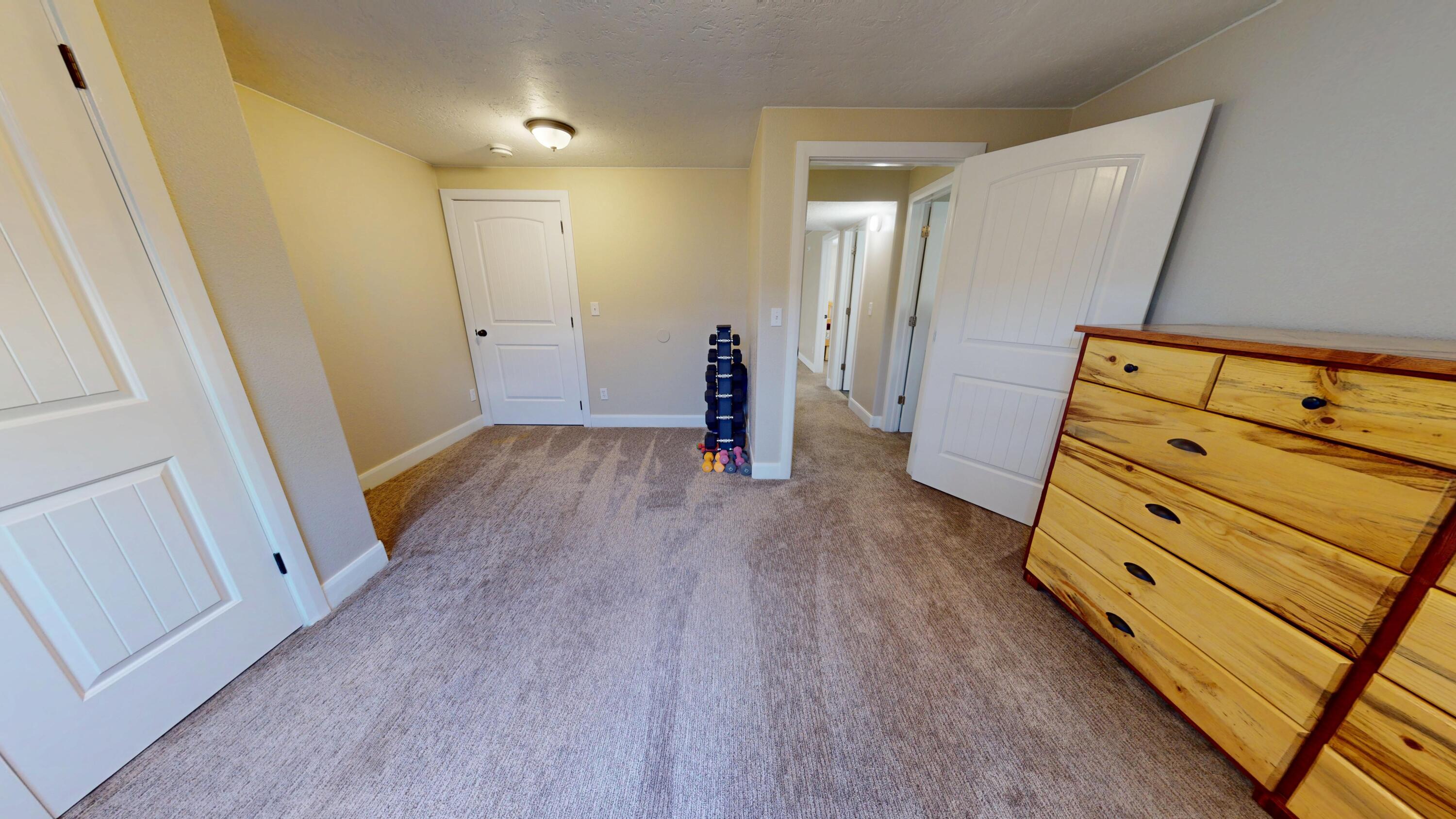 111 W 2925 N, CIR CIR