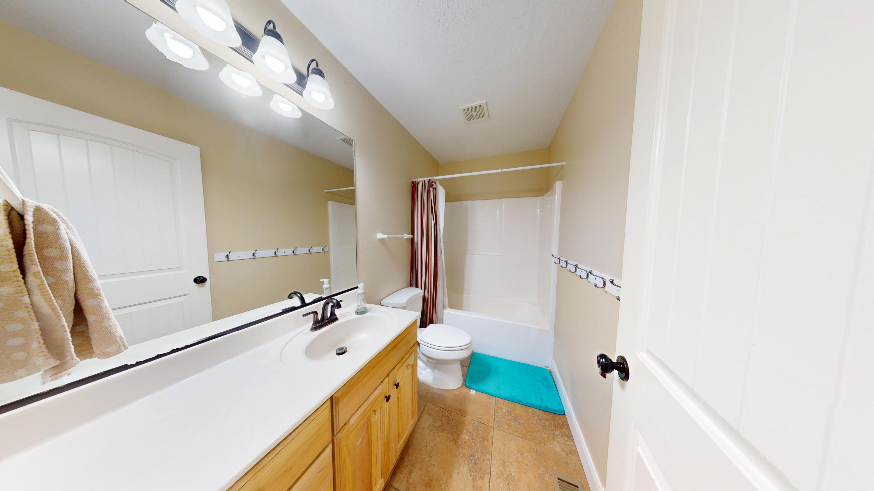 111 W 2925 N, CIR CIR