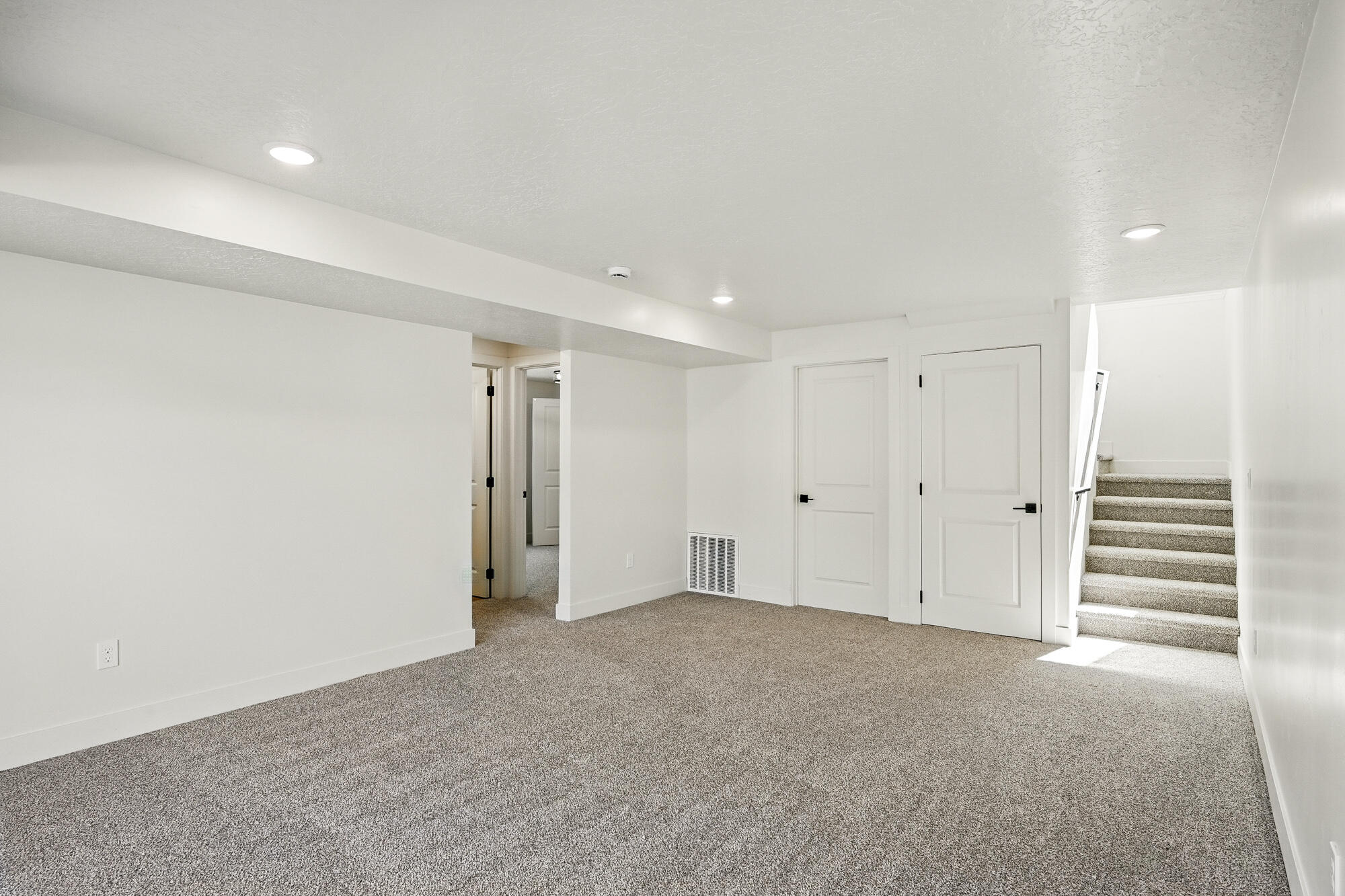 740 S Liberty Cove DR