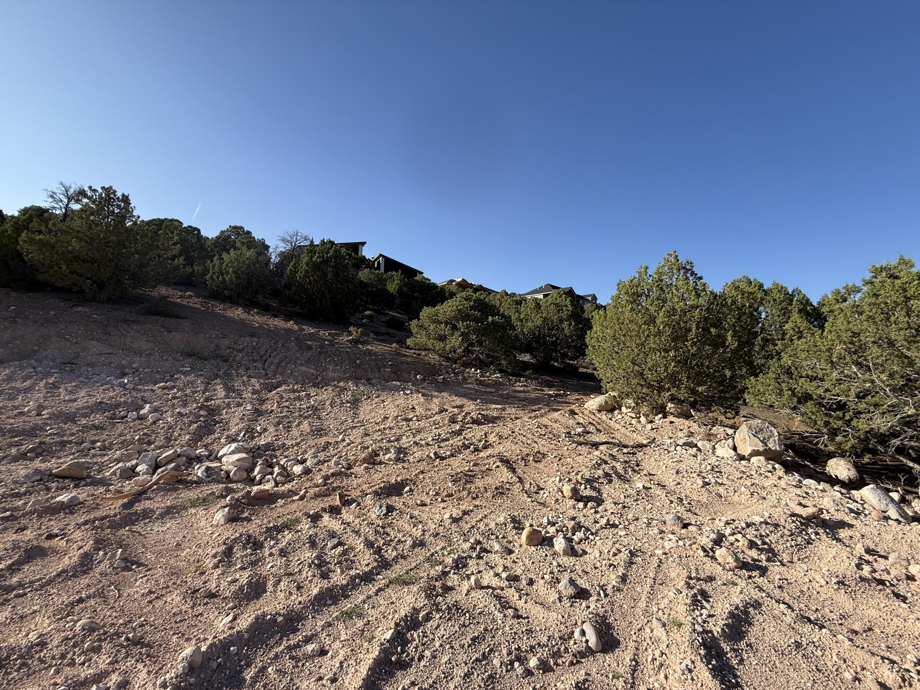 2842 W Rock Ridge RD