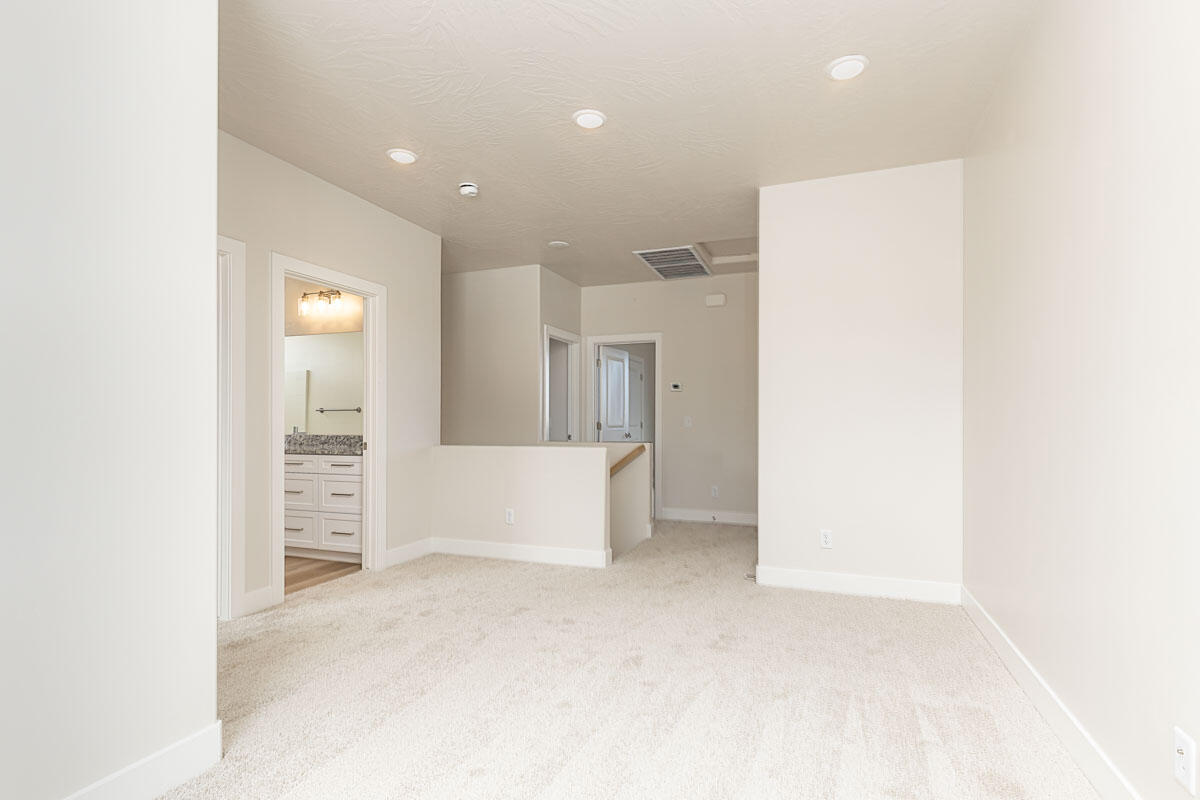 2604 N Clark Parkway N, Cedar City