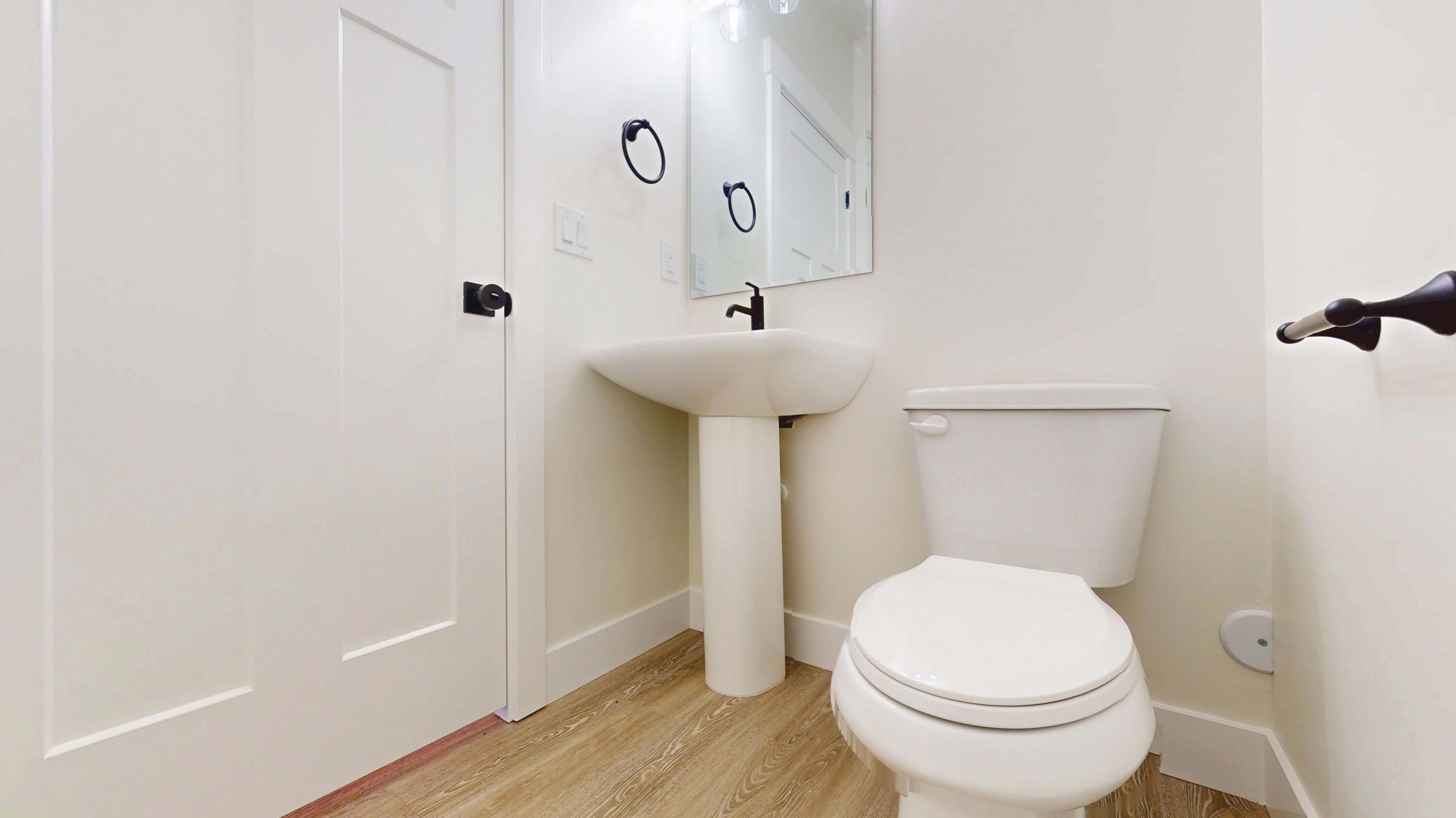 2764 N Clark Parkway