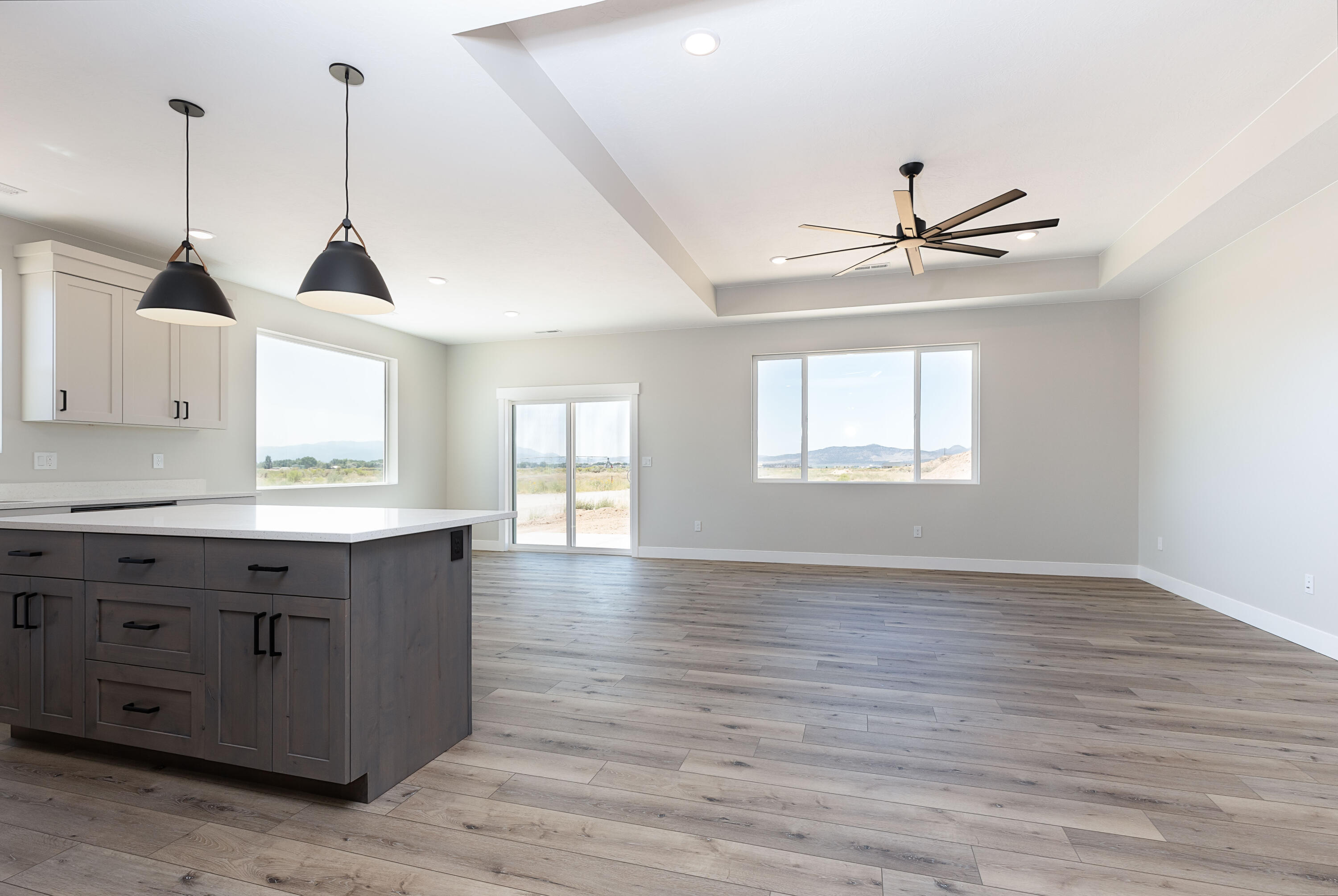 1148 N Yucca (3325 West)