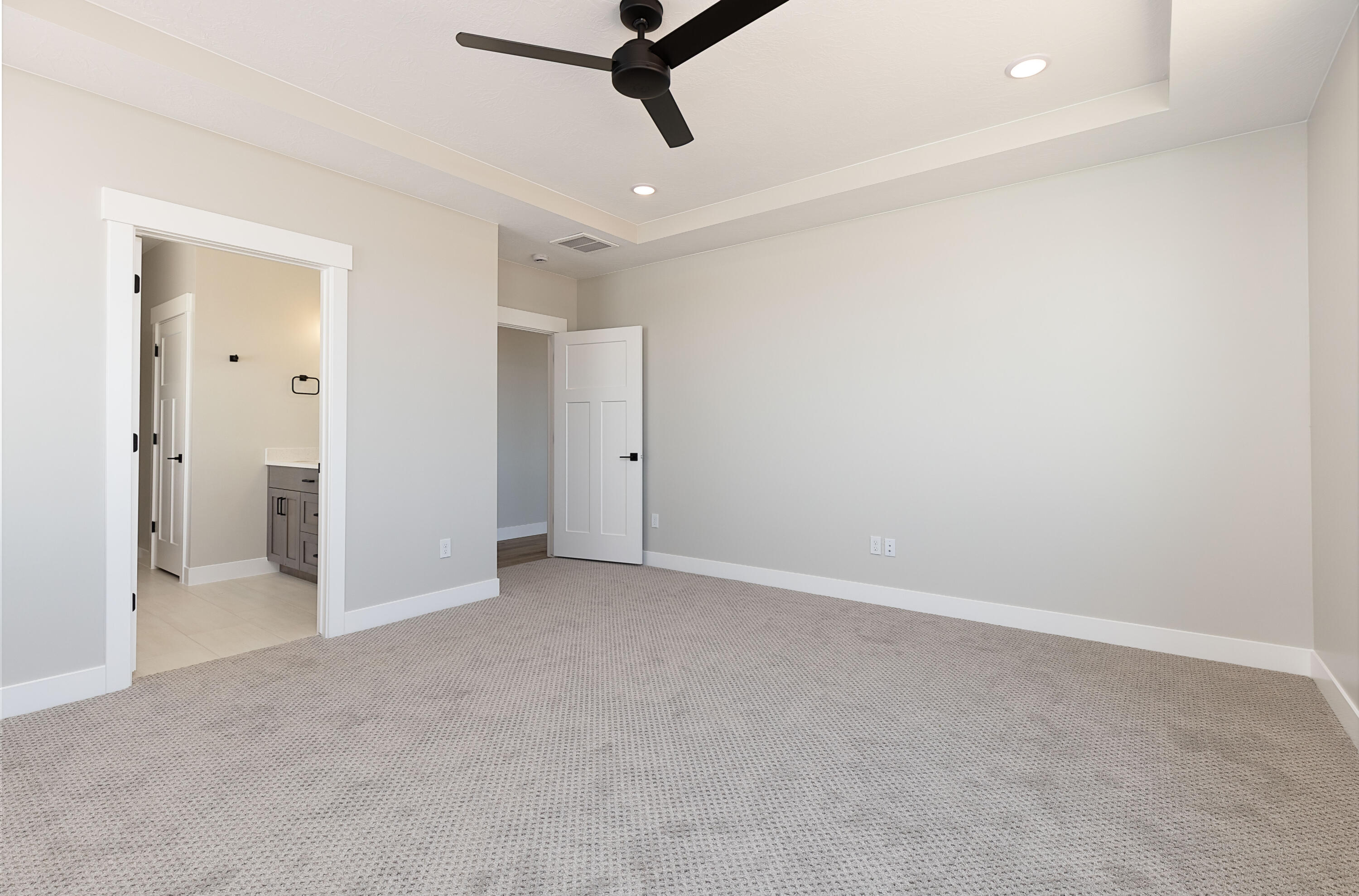 1148 N Yucca (3325 West)