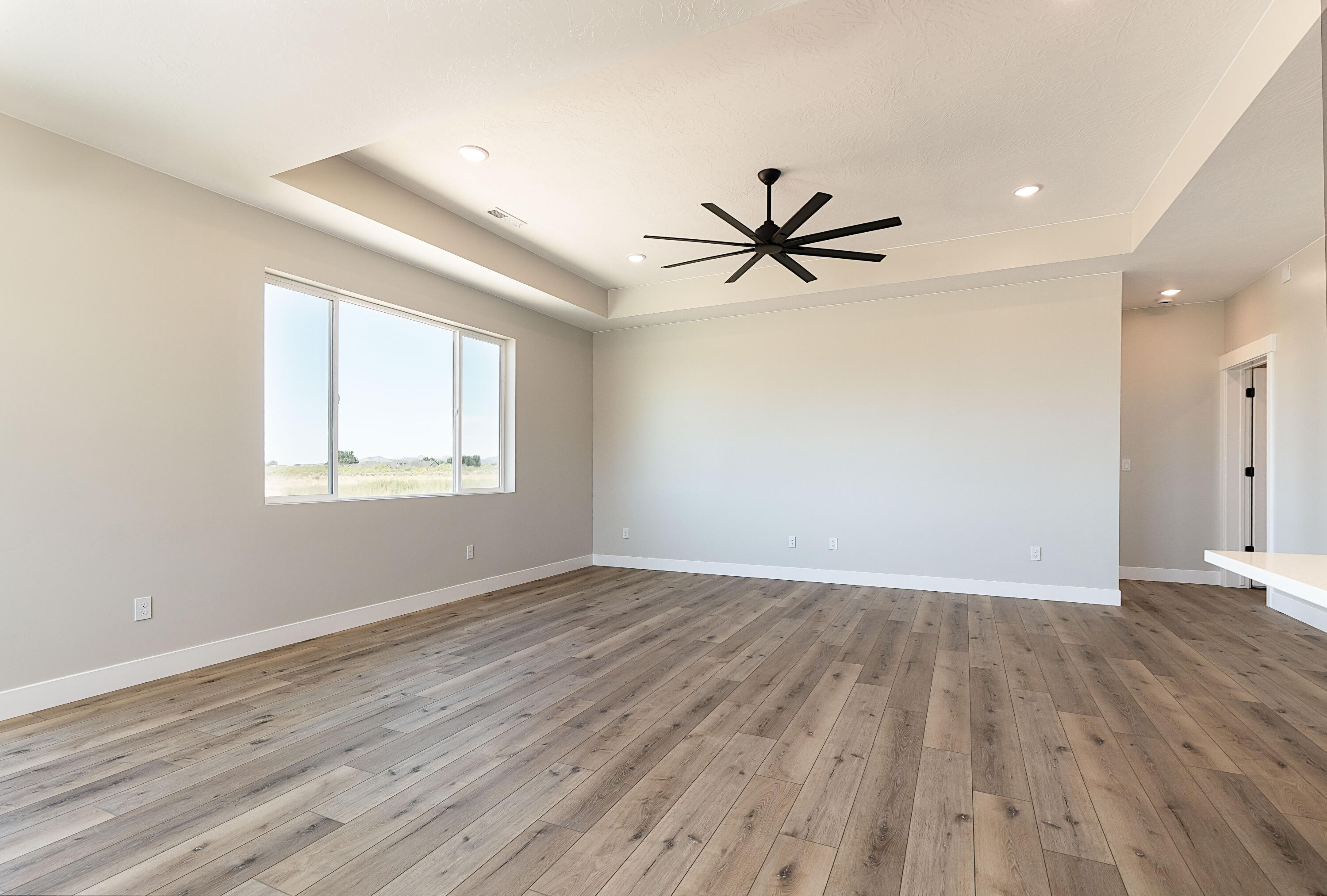 1148 N Yucca (3325 West)